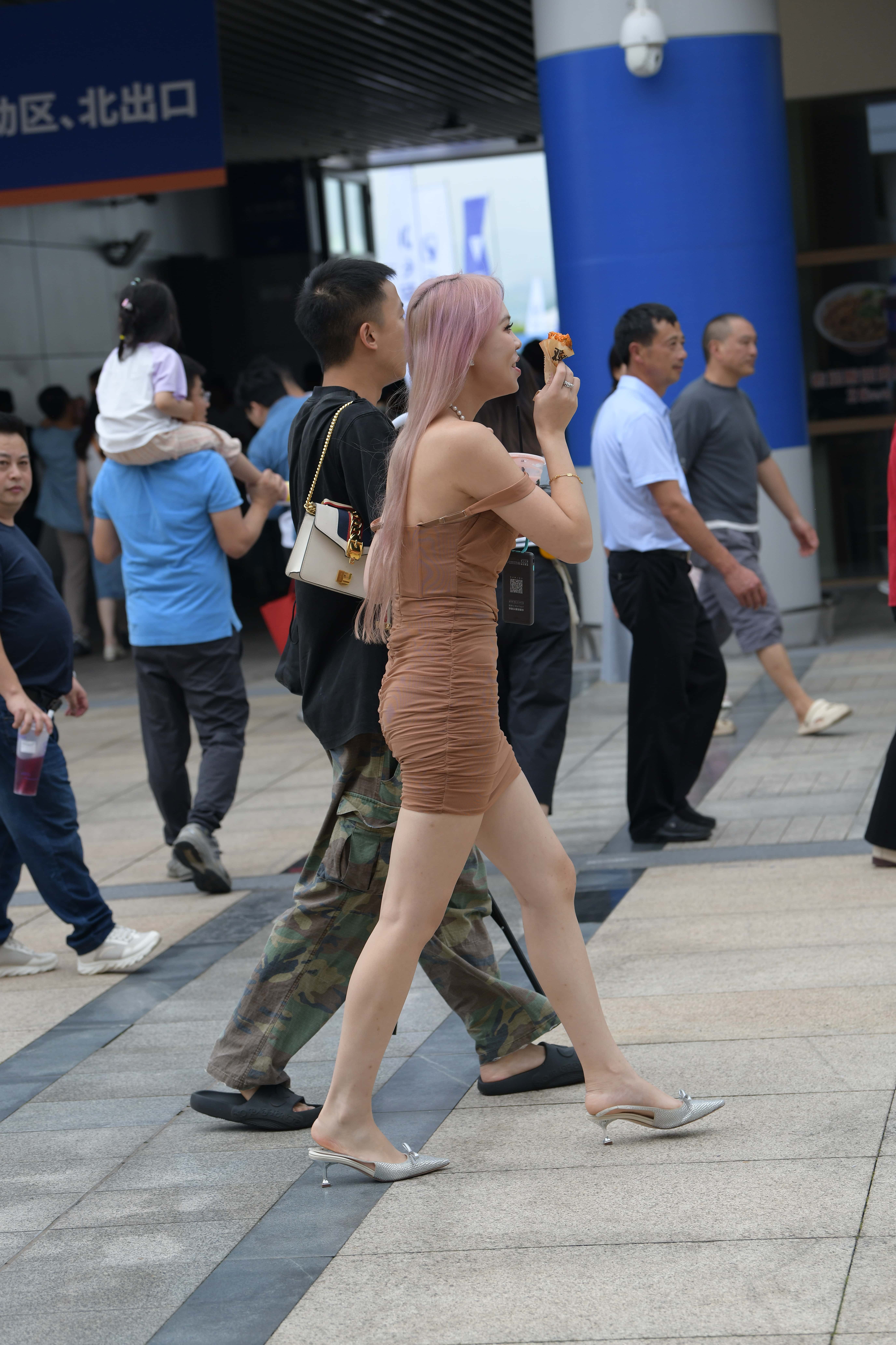 GS-T1022 包臀抹胸裙小姐姐 【60P  1.35G】