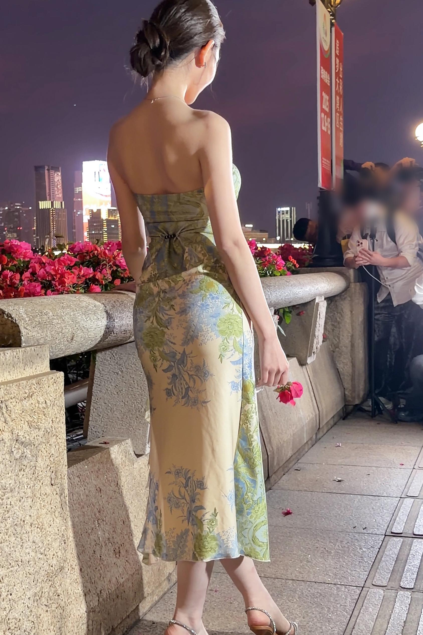 夜拍敏敏包臀裙（视频版）【10分钟  4.84G】