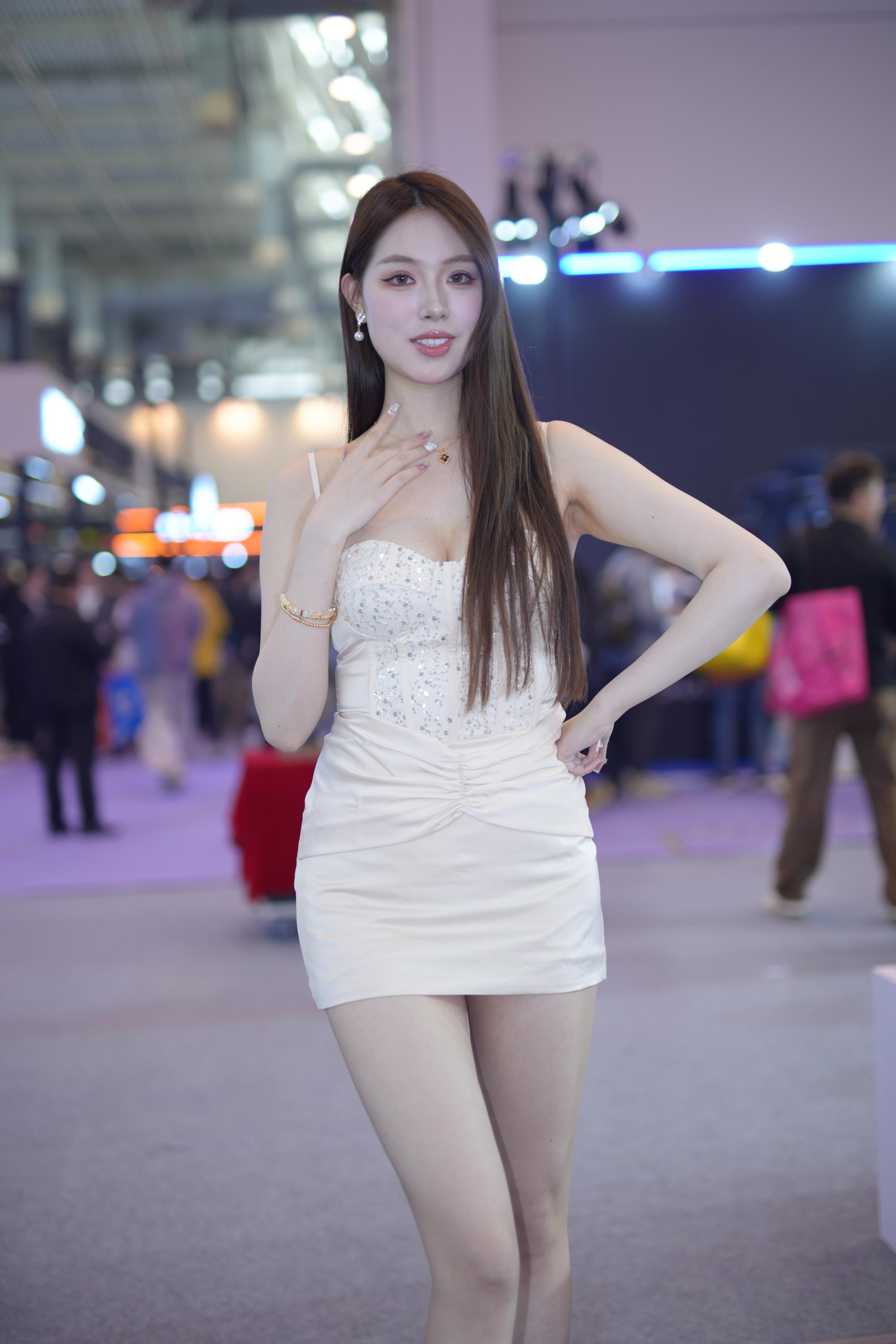 GS-T1087 车展合集 (上)【3412P 52.9G】