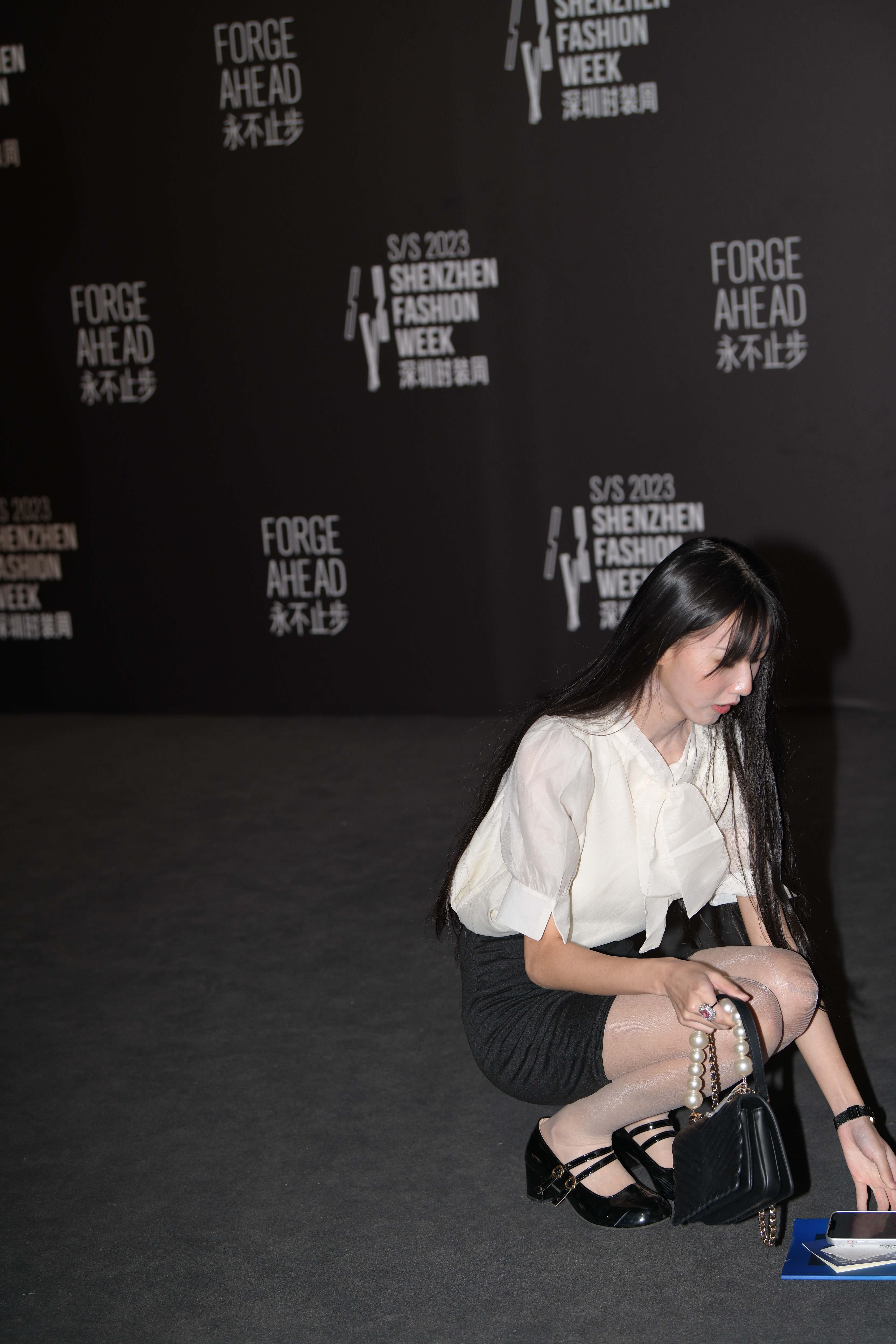 GS-T1058   20221101OL包臀裙肉丝小仙女【100P  2.38G】