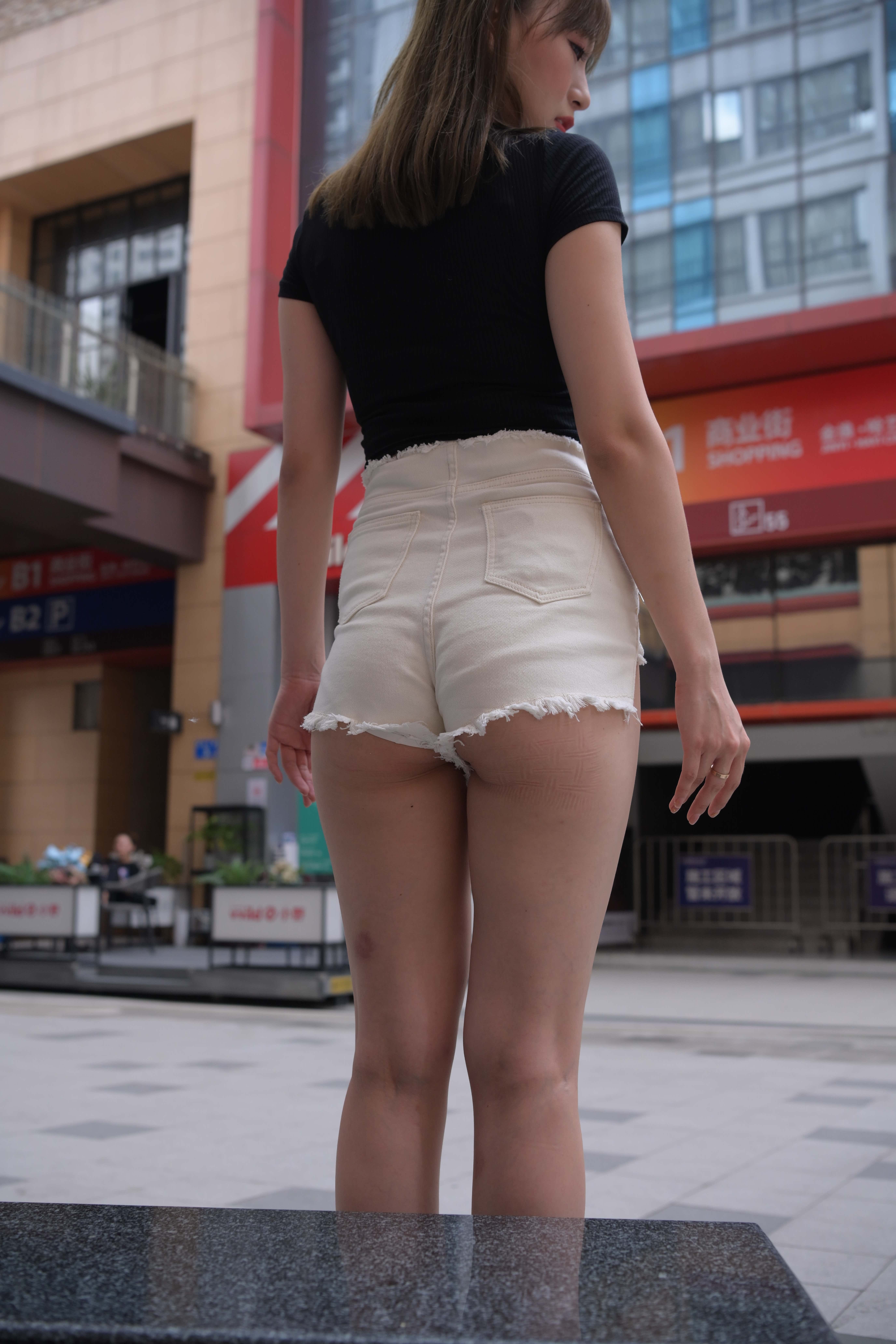 No.5070 魂魂摄影作品 白色热裤美女 [1259P1V-31.5GB]