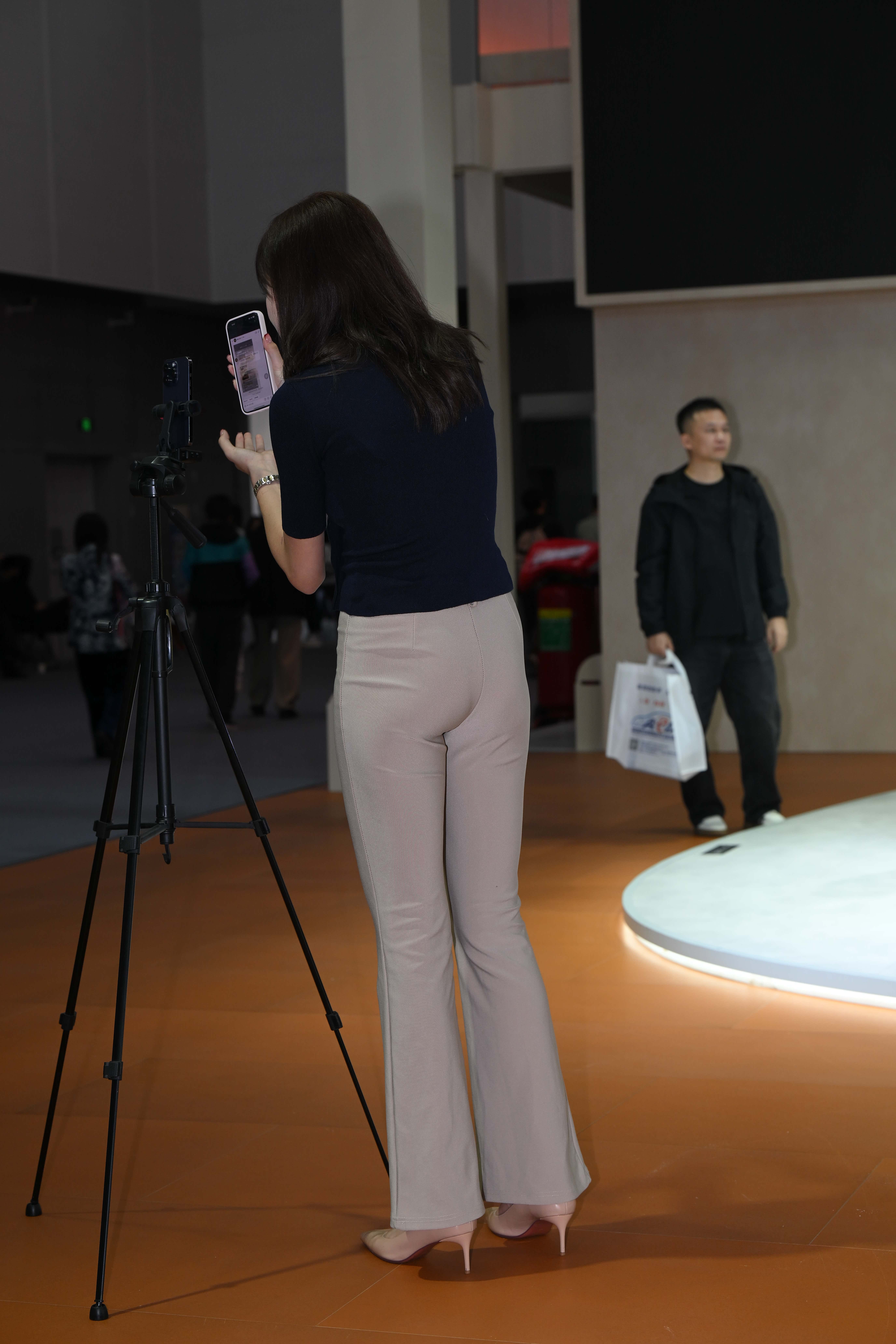 No.10198 韵味轻淑女紧身裤 [108P-2.20GB]