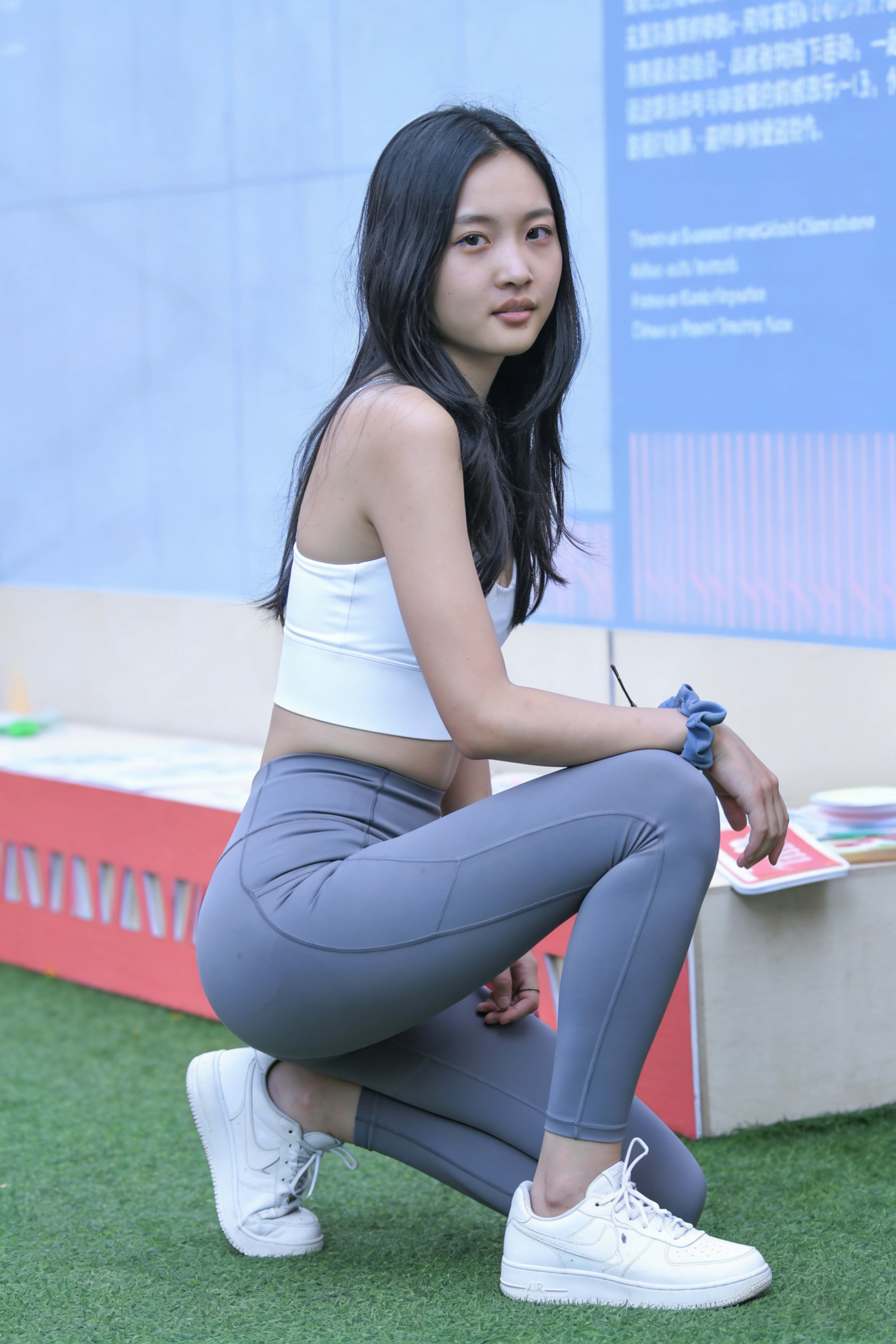 AI022 灰色地带【113P 1.54G】