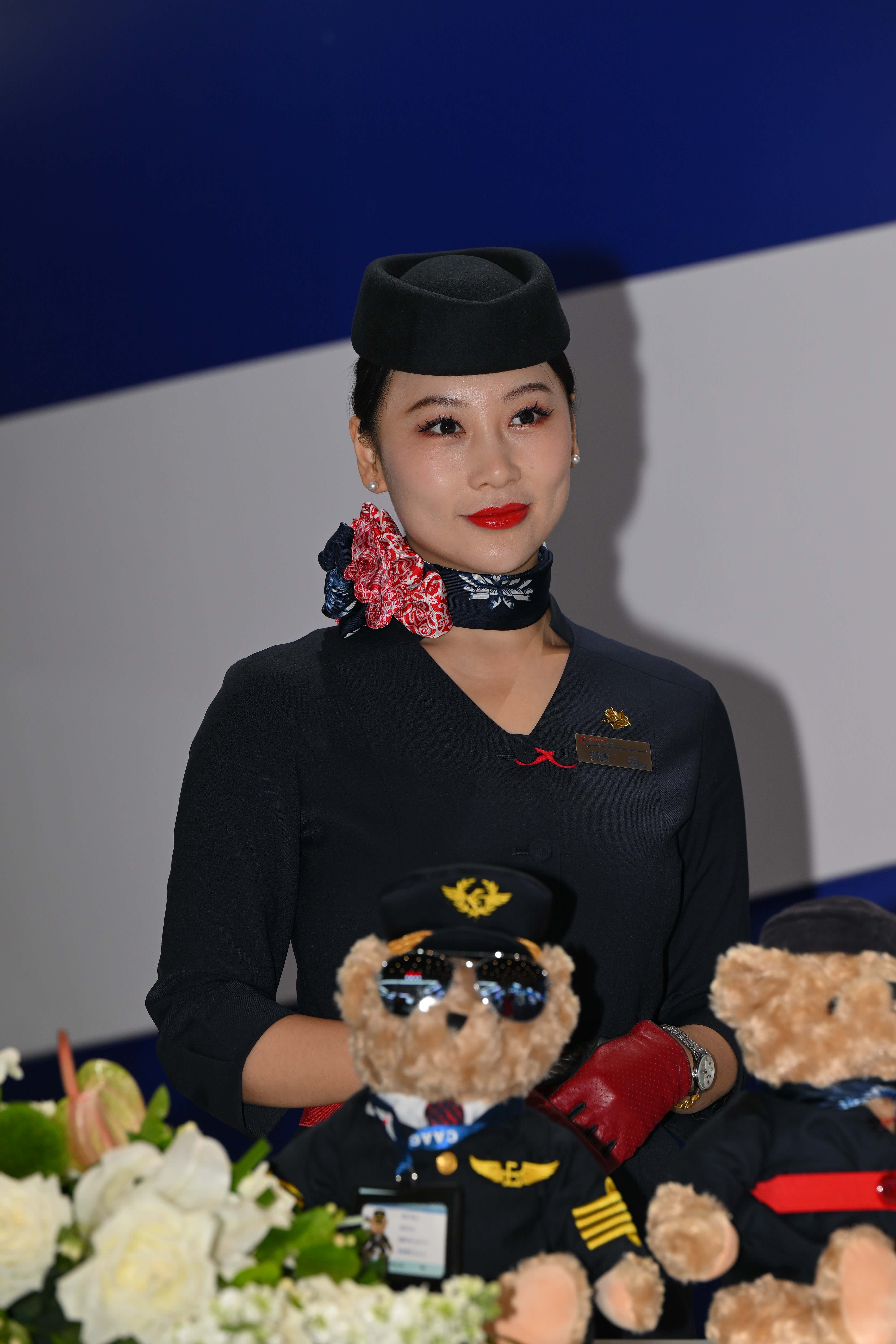 No.10212 东方航空空姐 [84P-1.70GB]