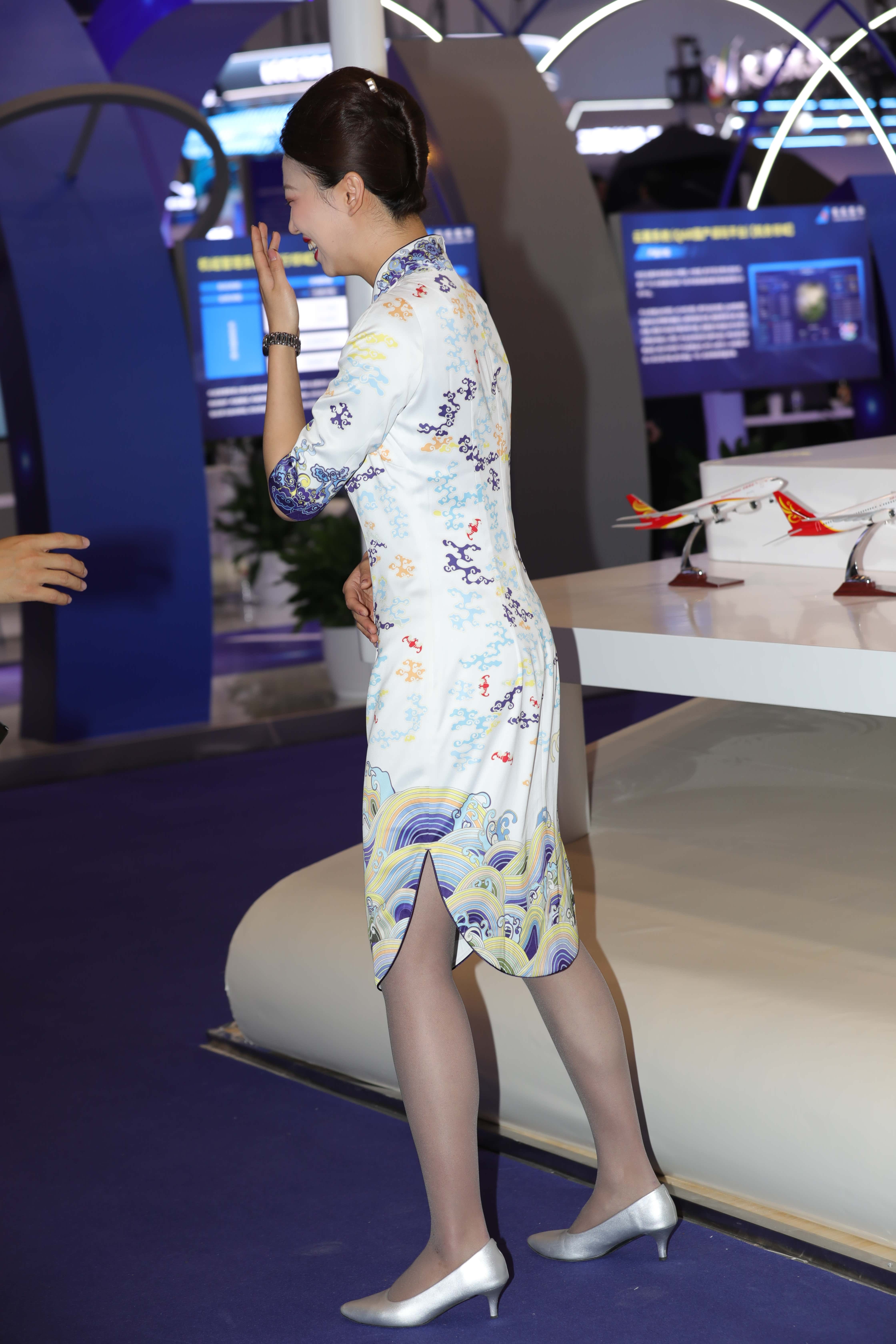 No.10142 旗袍通勤风 [168P-1.22GB]