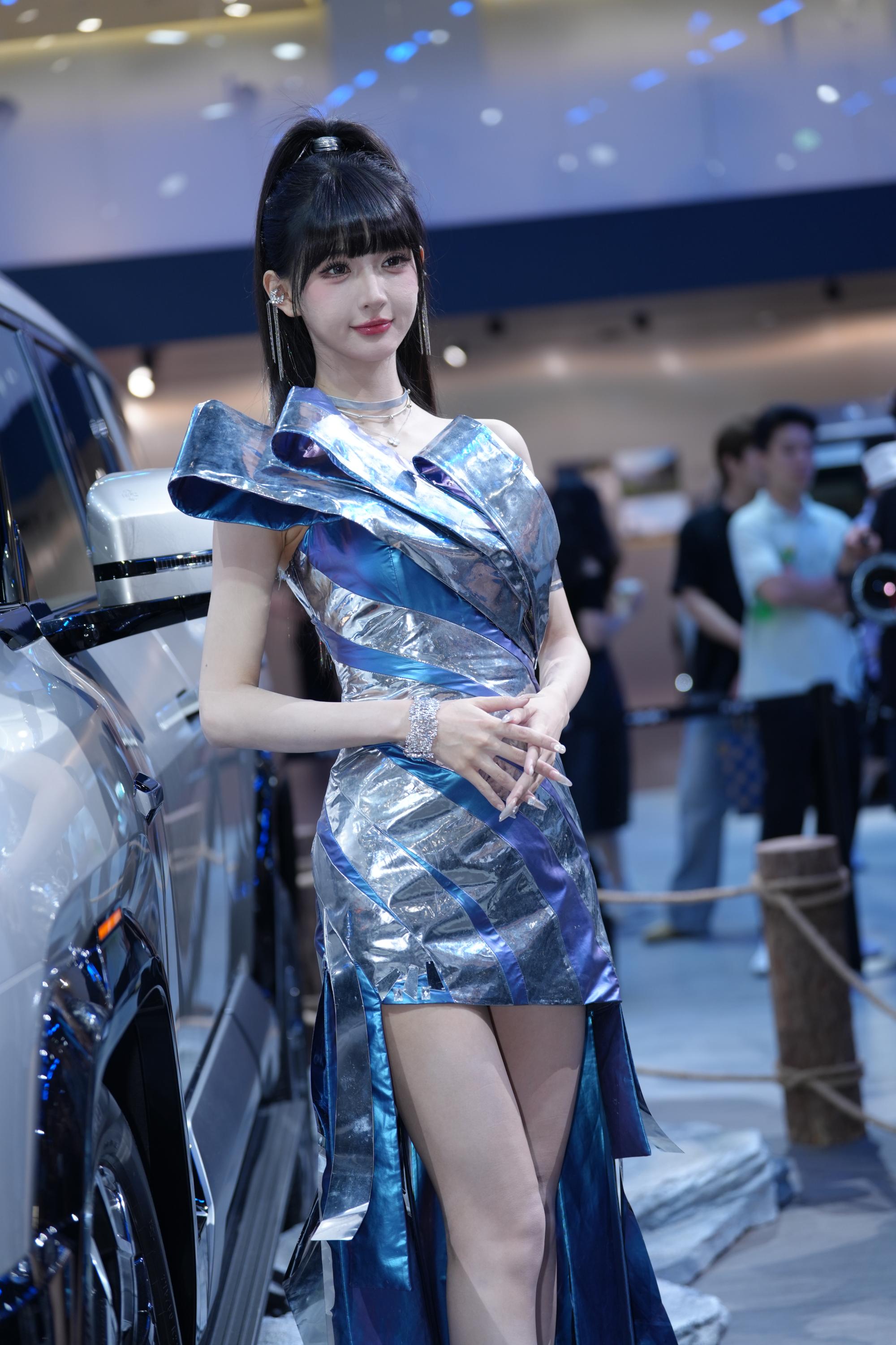 No.10114 2025深圳粤港澳大湾区车展视图2 [1410P16V-32.8GB]