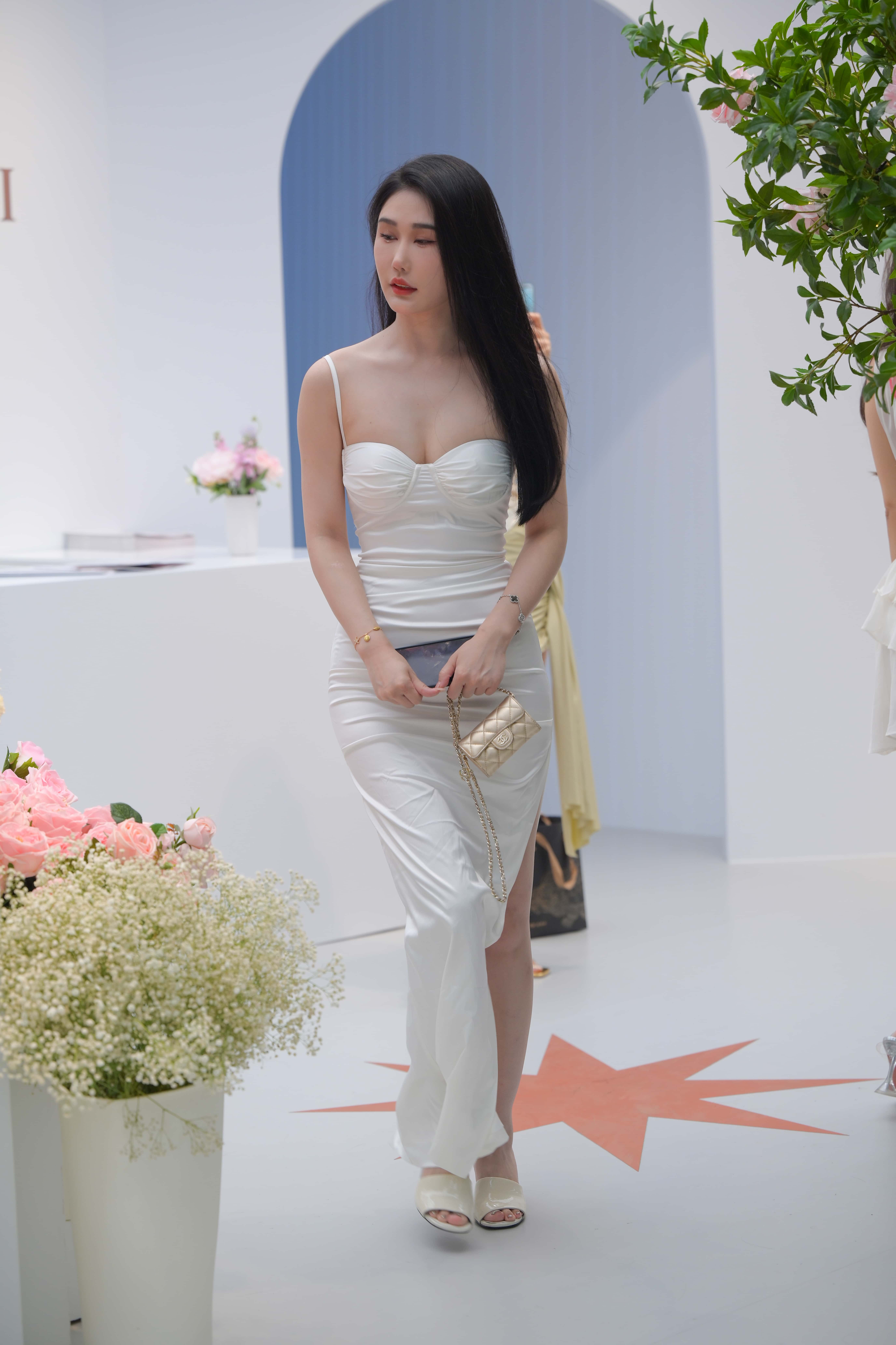 No.10151 花样闺蜜团 [272P-5.90GB]