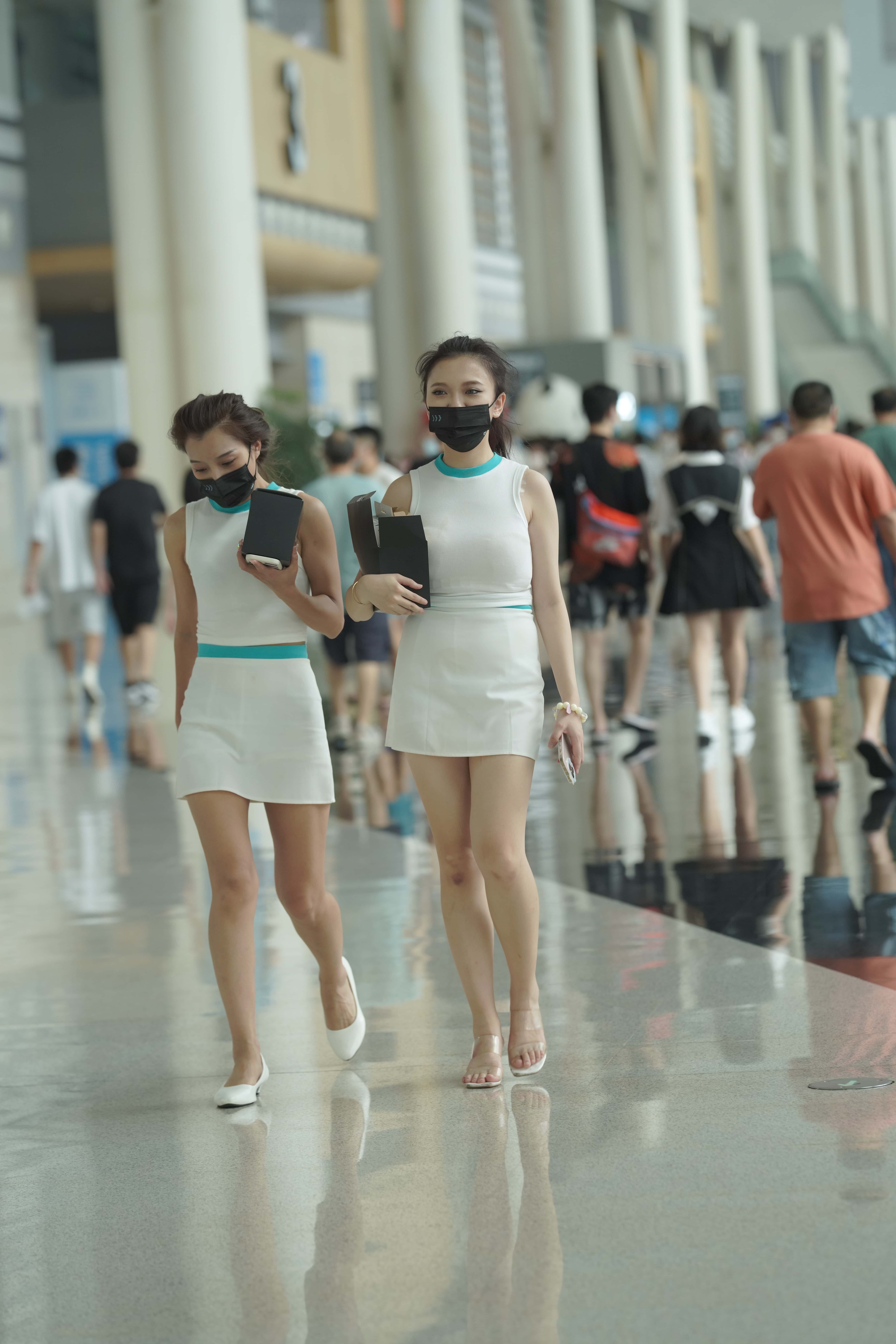 GS-T992 工作服美女 【81P 885M】