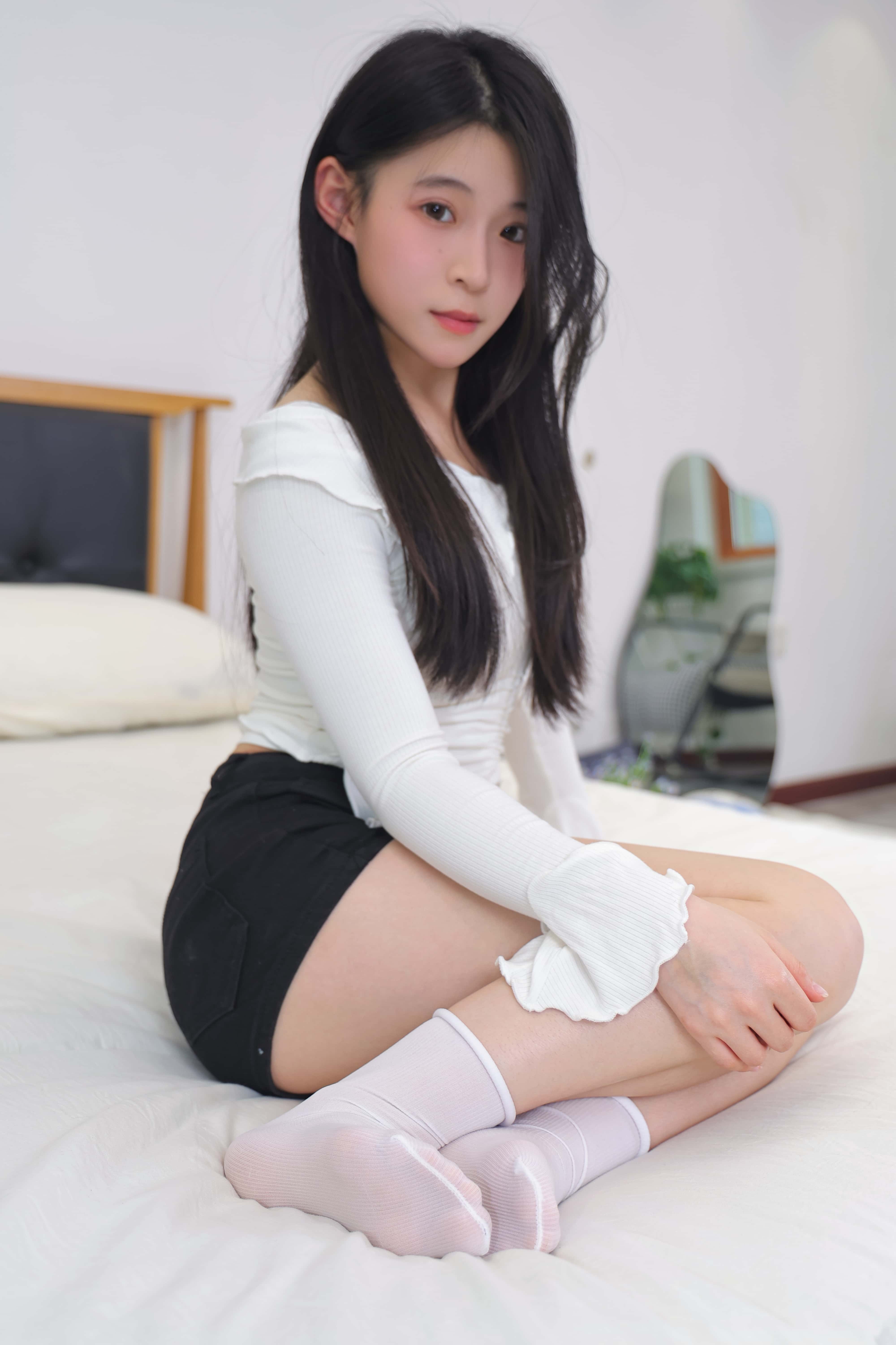 No.513 小芸 珍藏无修无水印版 【305P 2.19G】