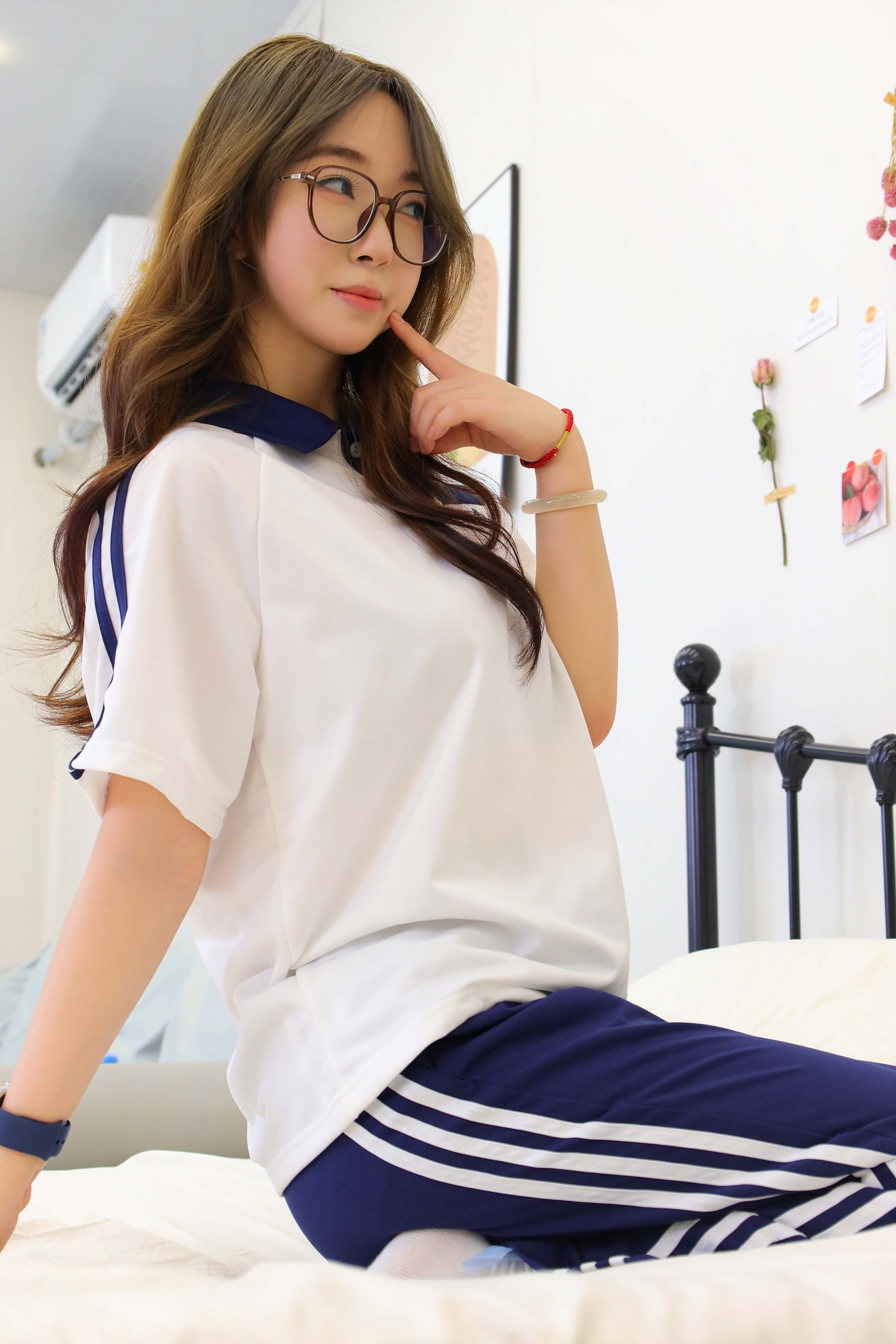 No.235 姜姜 珍藏无修无水印版 【319P 3.51G】