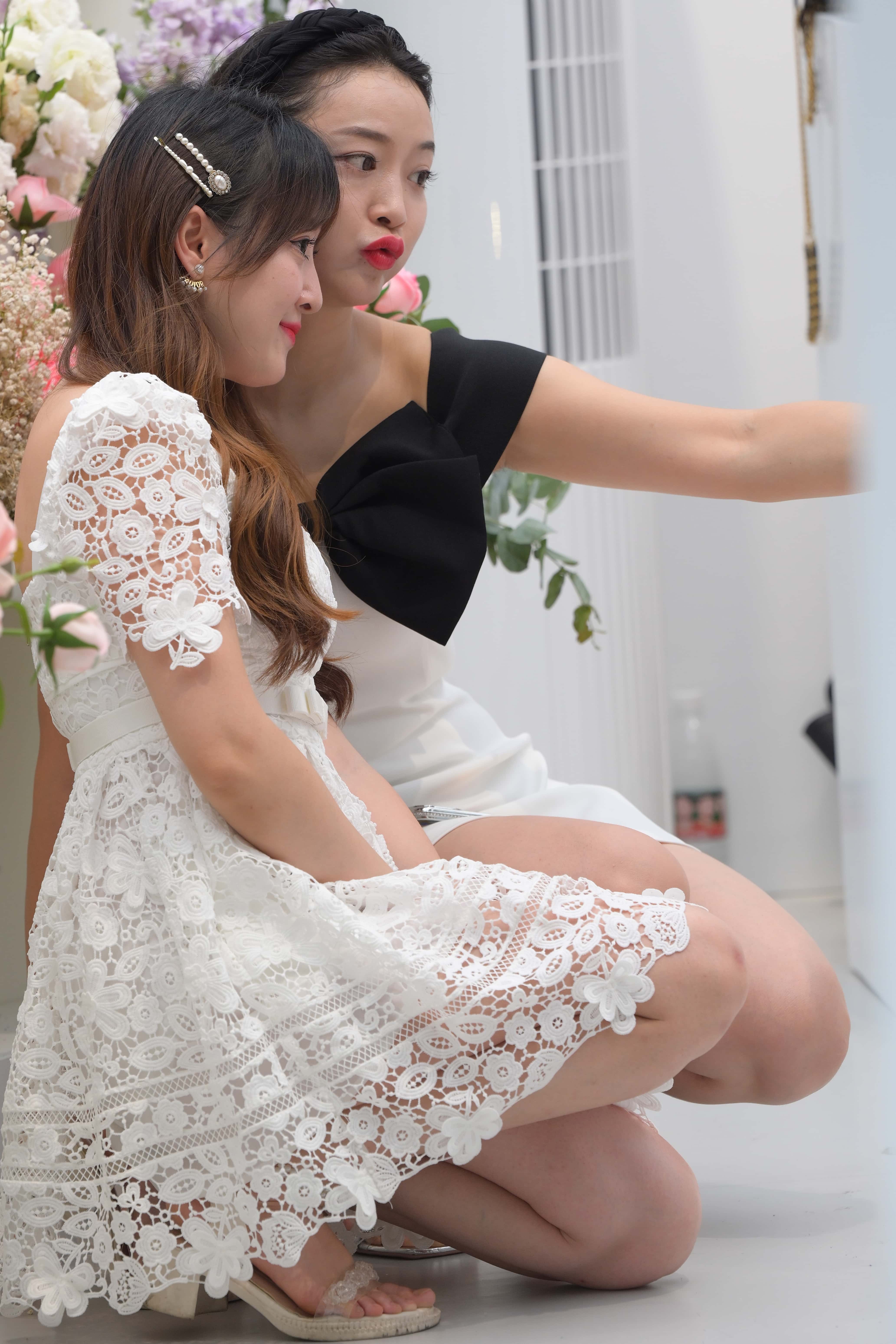 GS-X1056 韵味美腿 【144P 2.74G】