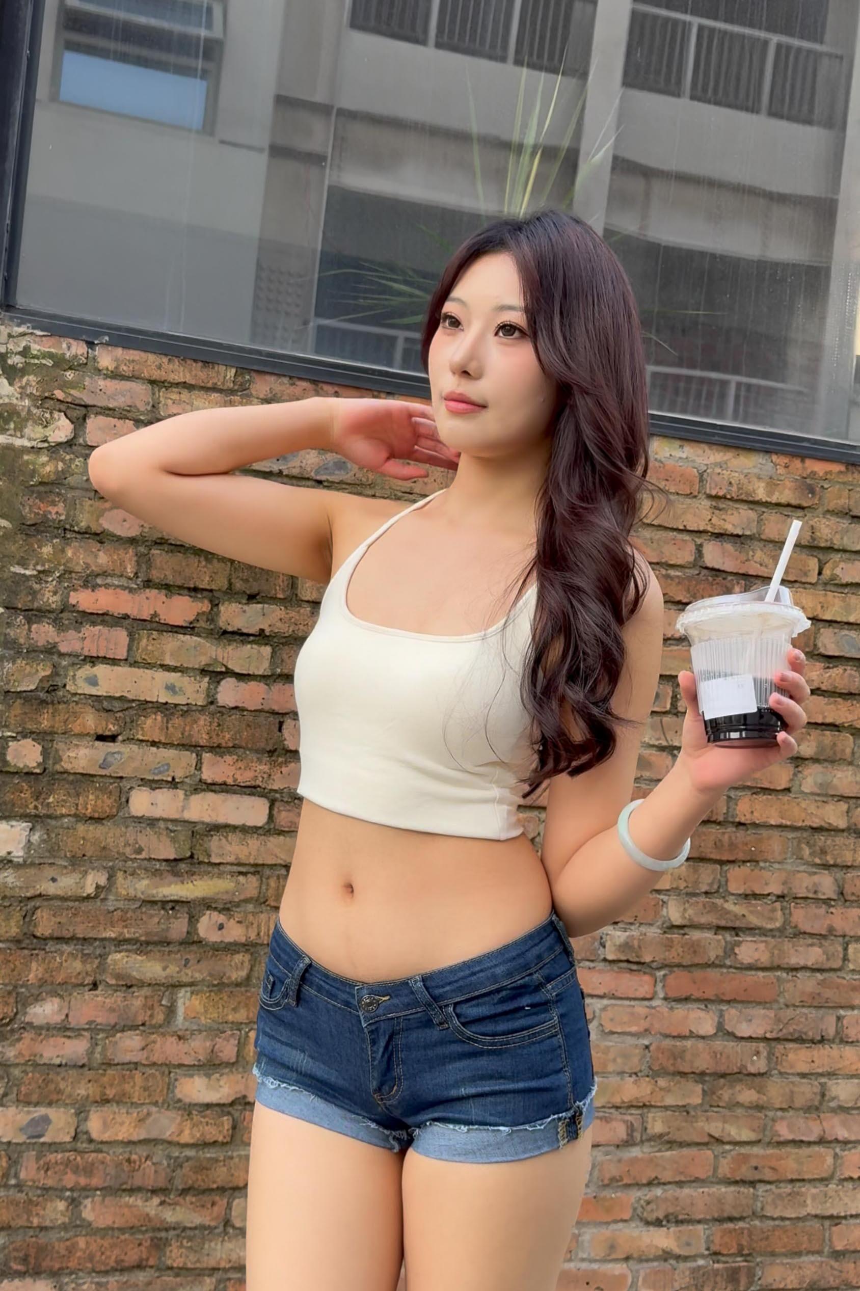 蛮腰长腿（上）【12分55秒 5.46G】