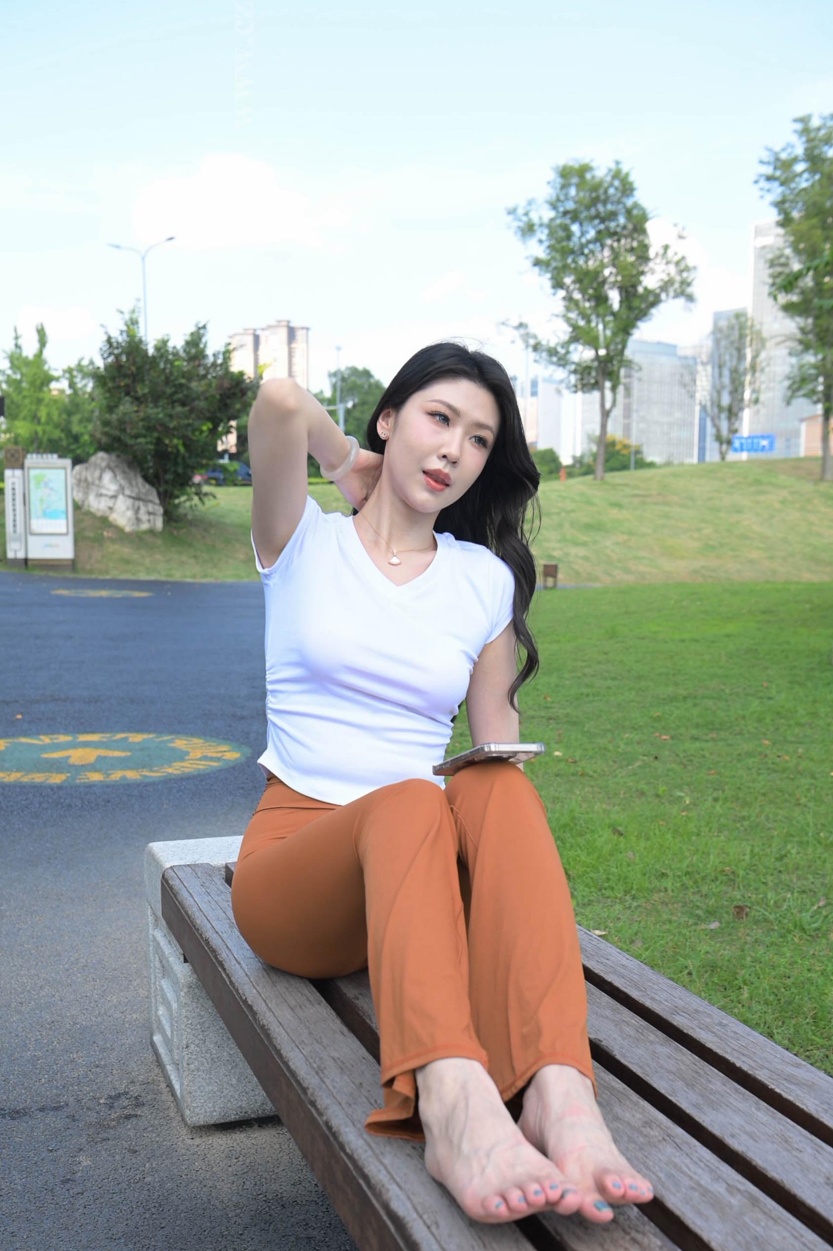 断了的弦（下） 【12分59秒 10.9G】