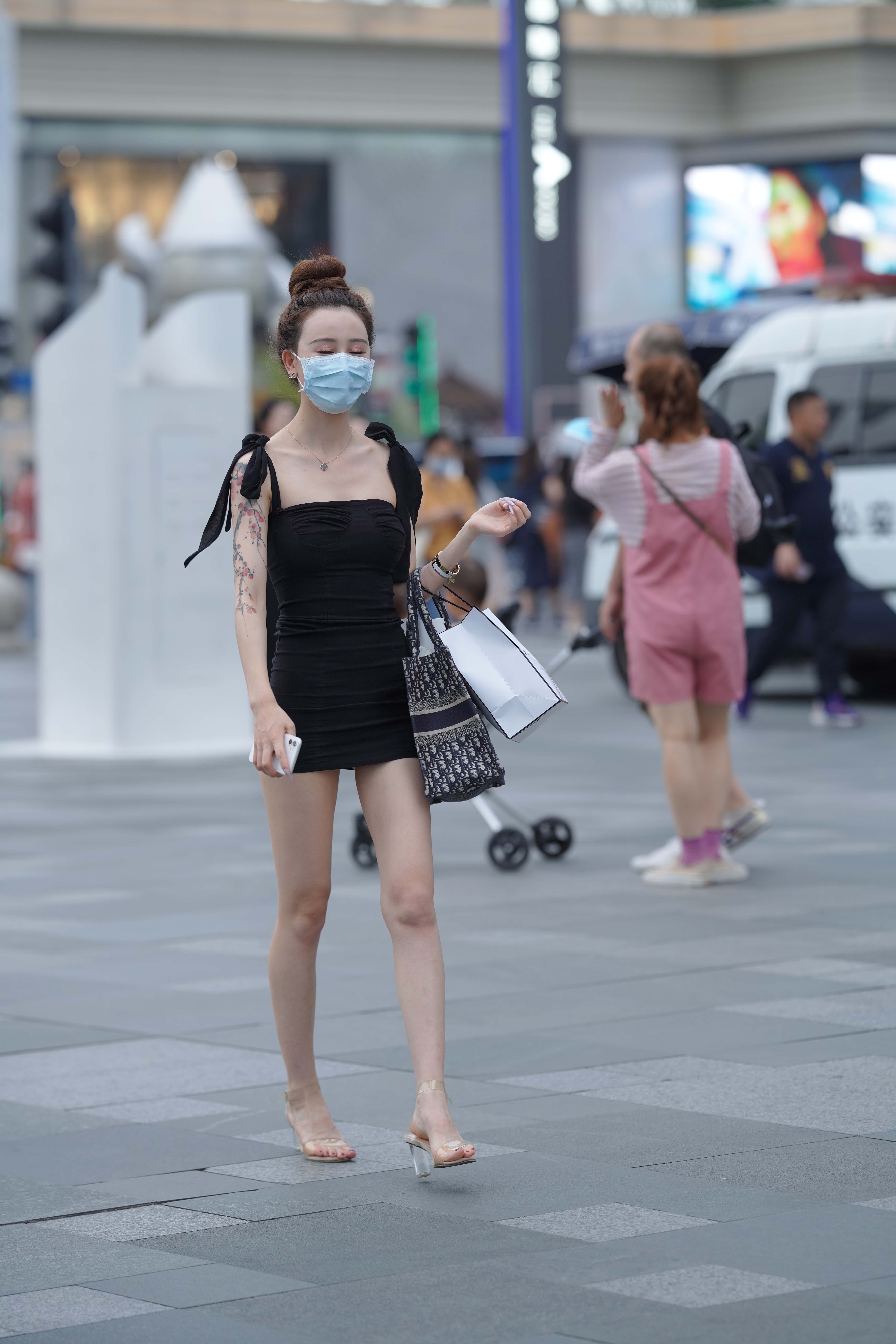 GS-T1043 身材苗条高挑 【58P 879M】