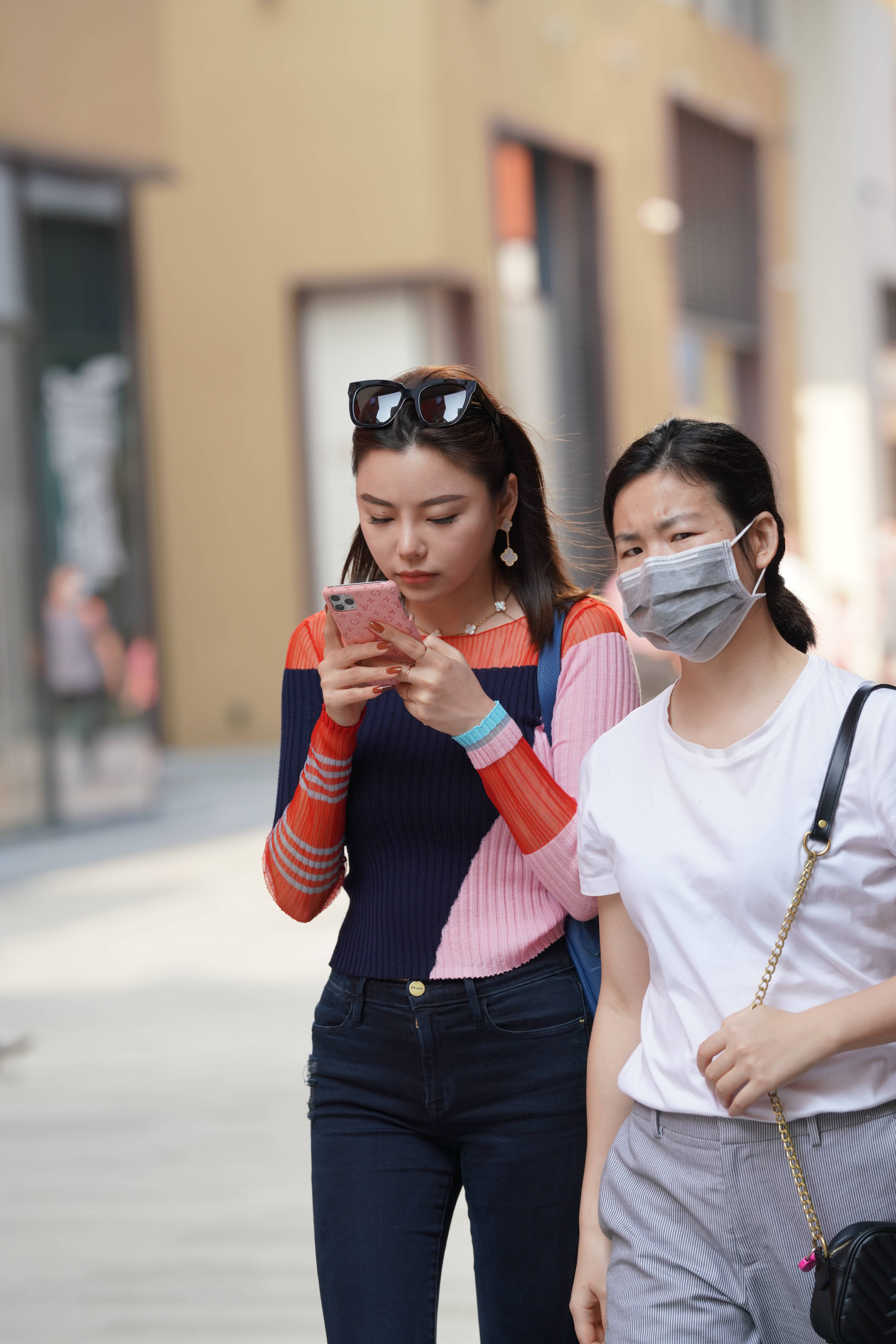 GS-X1023 高跟牛仔裤美眉  【29P  459M】