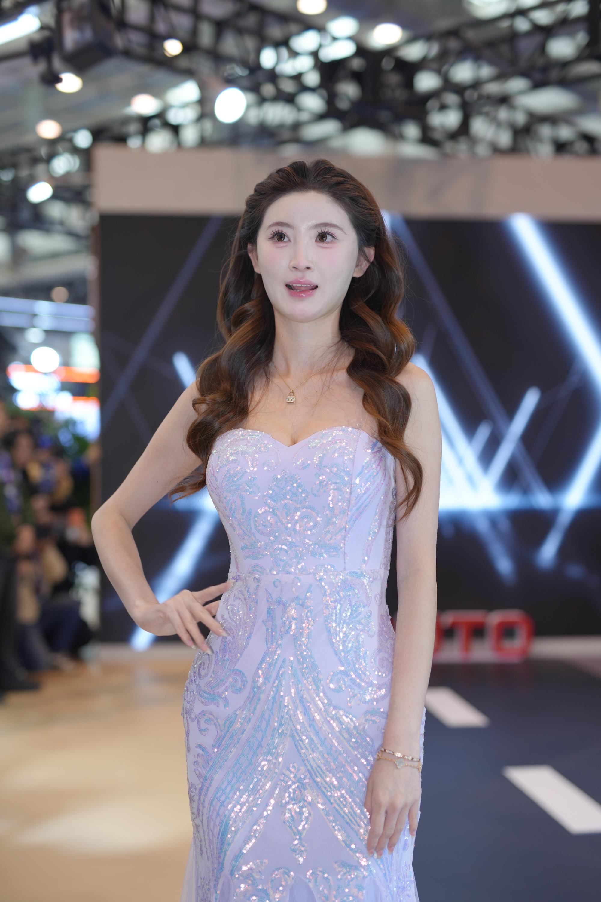 GS-T1087 车展合集 (上)【3412P 52.9G】