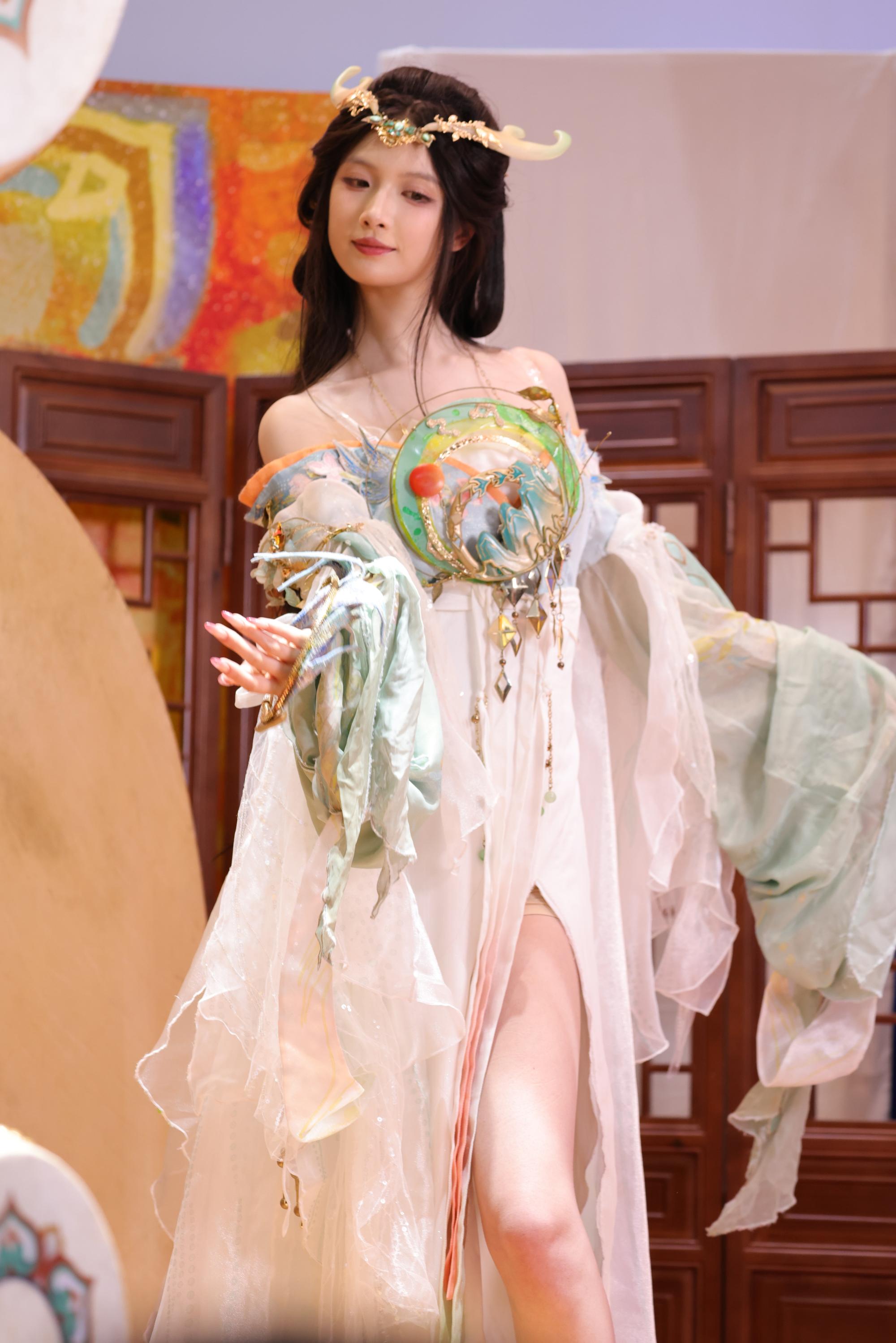 No.10137 甜美可爱琳园长 [1144P1V-17.0GB]