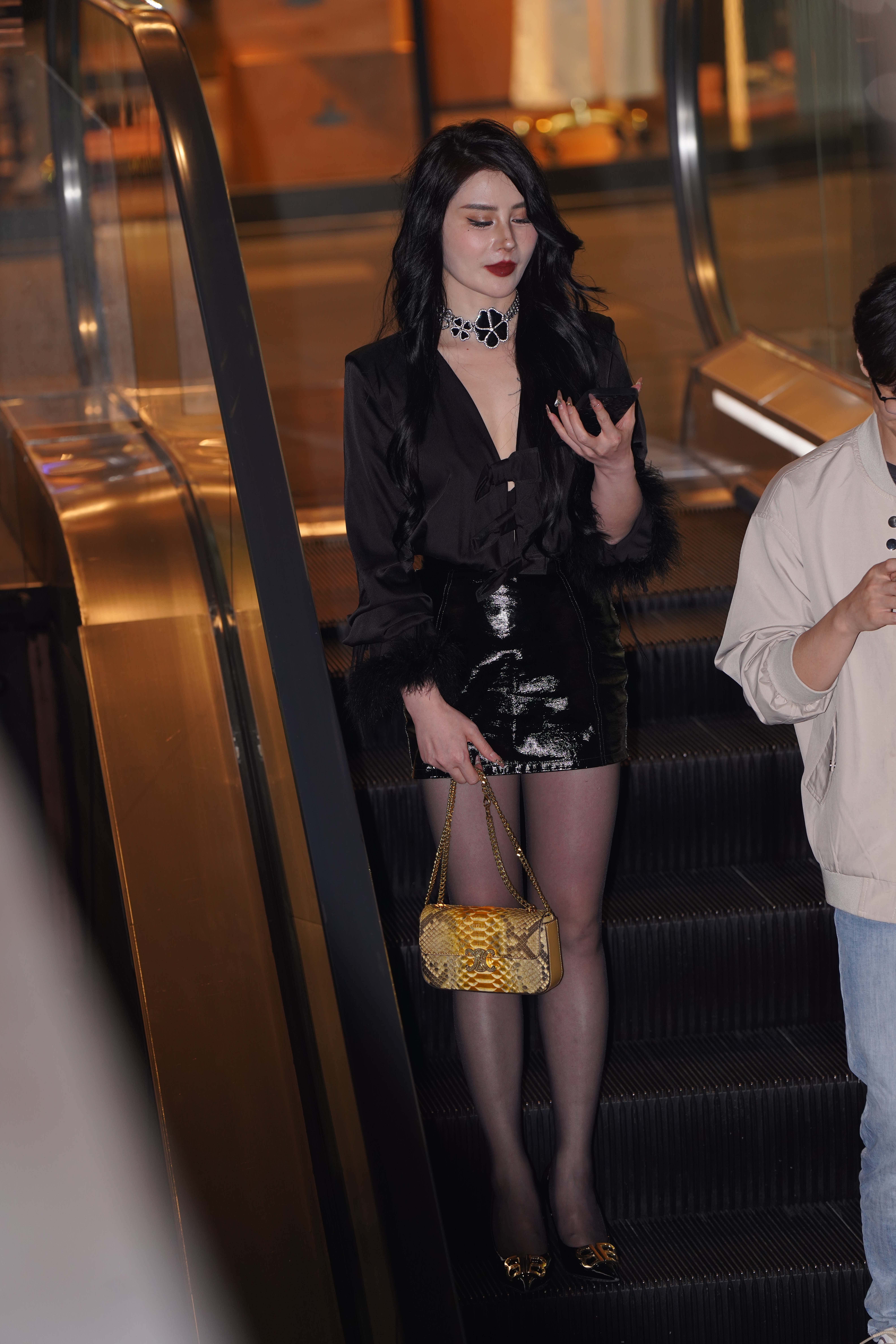 GS-T1096 240510-12 【32P 341M】