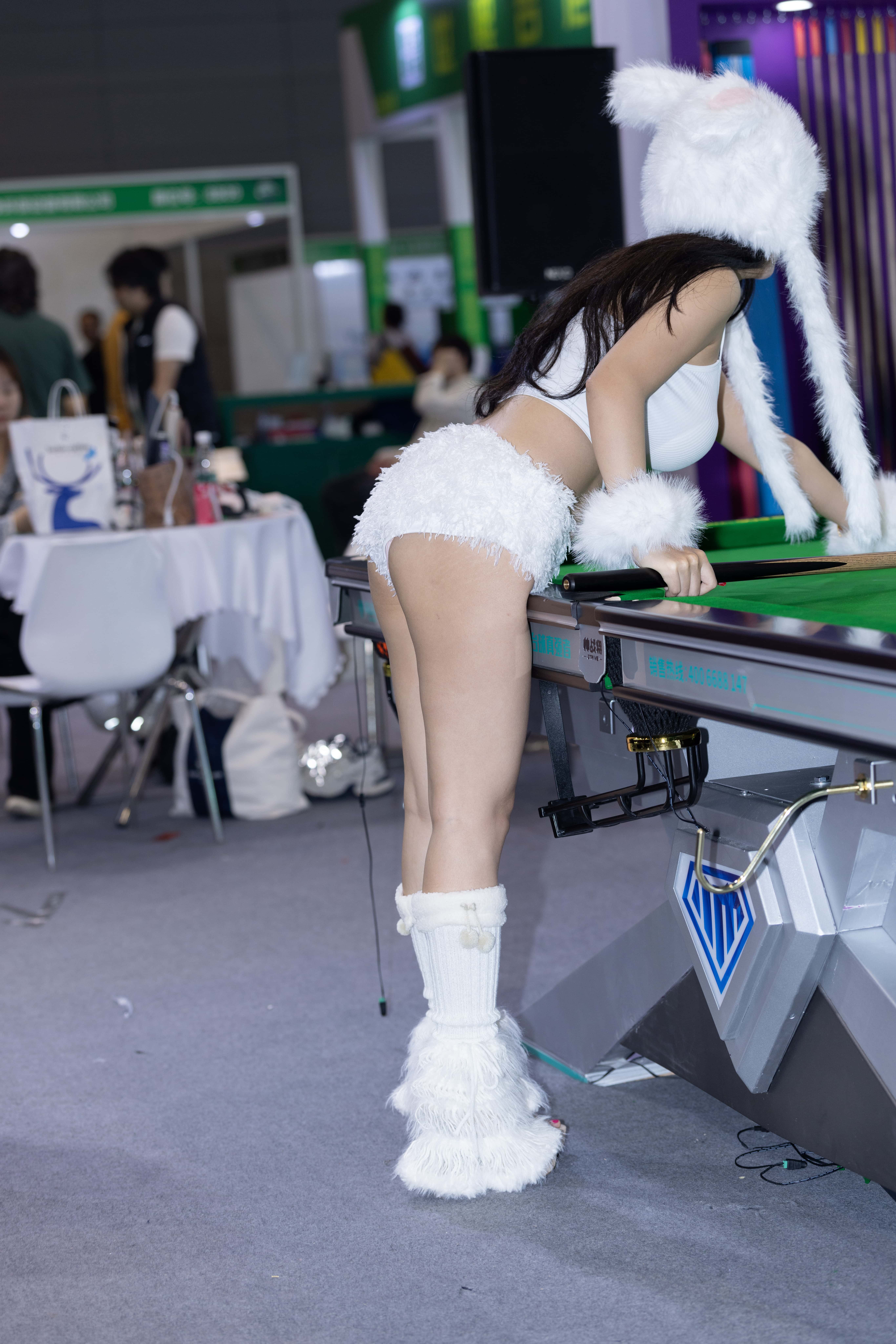 No.10353 白色热裤意意 [81P-655MB]