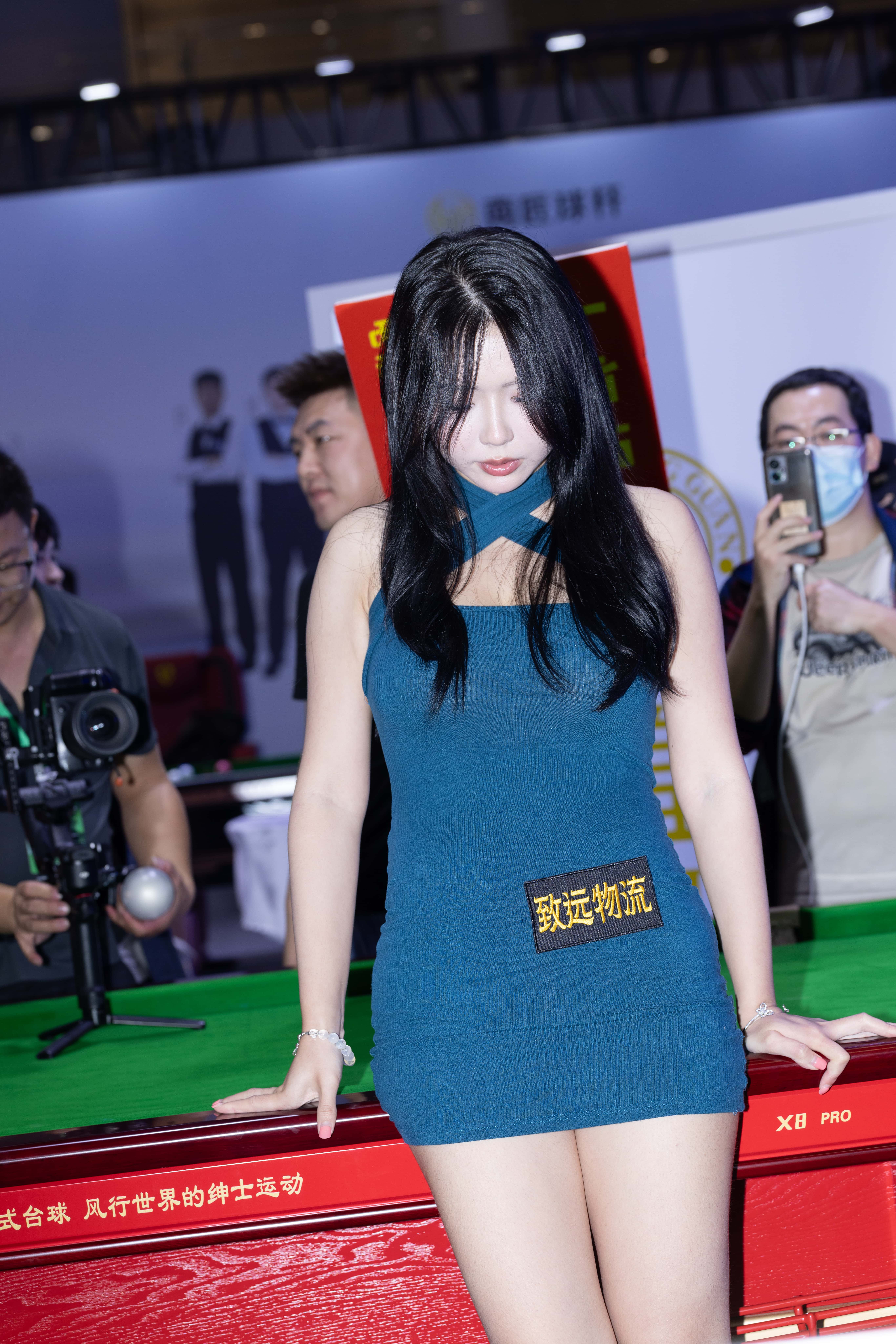 No.10258 蓝色短裙KK不吃鱼 [57P-834MB]