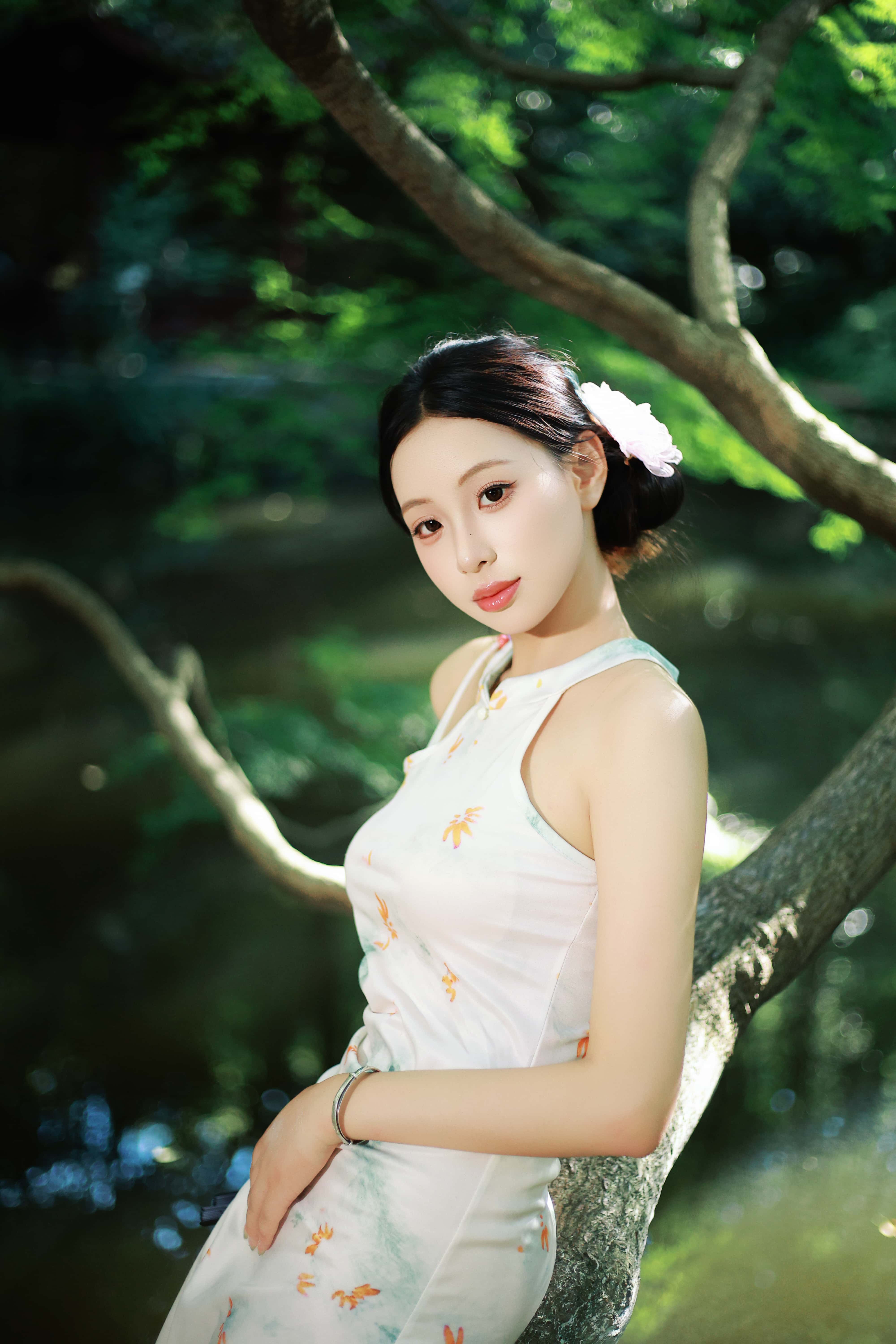 GS-Y0337 虎跑旗袍 小u [84P-1.04GB]