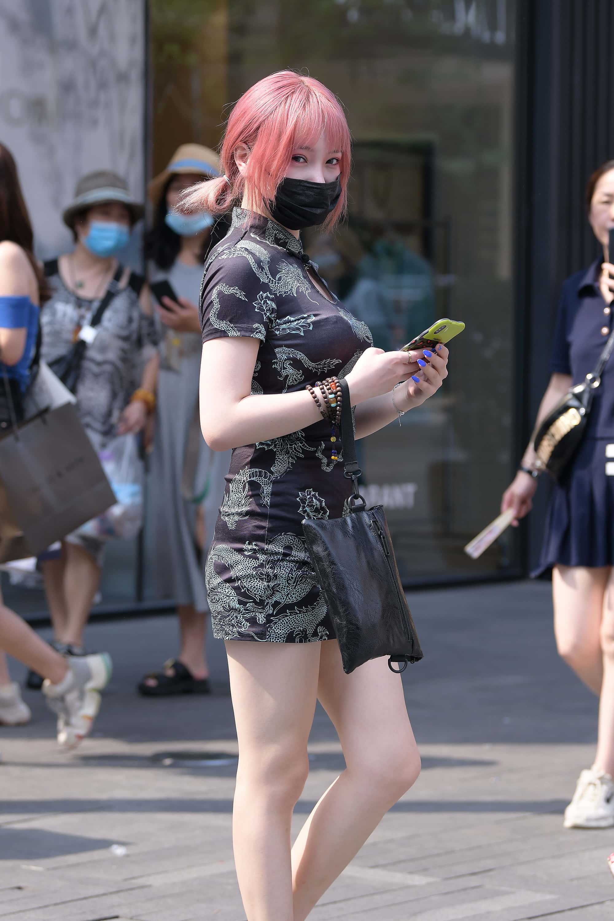GS-X1072 修身的旗袍美女 【107P 1.98G】