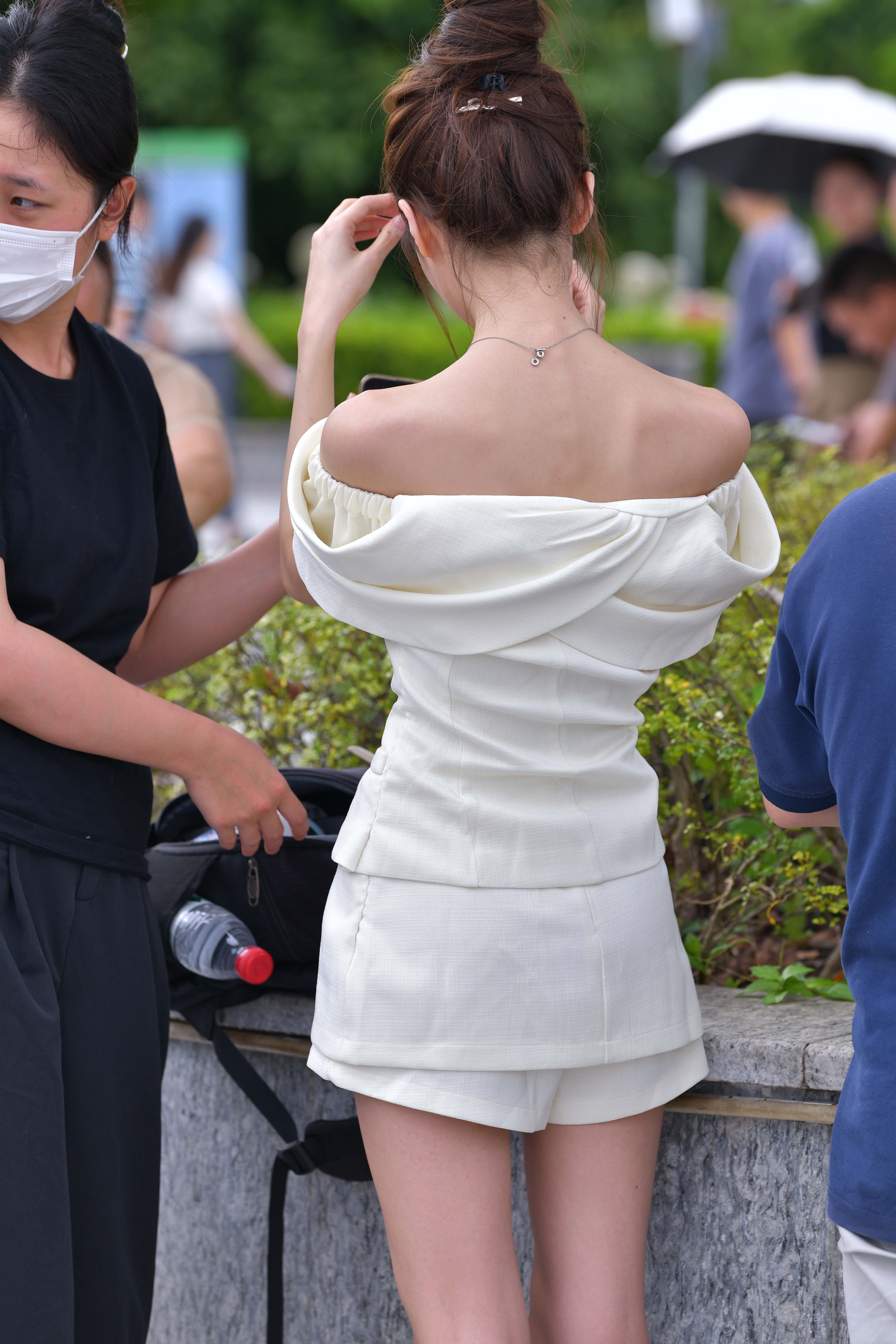 GS-T1169 纤细苗条的美zu凉高小仙女 【70P 1.64G】