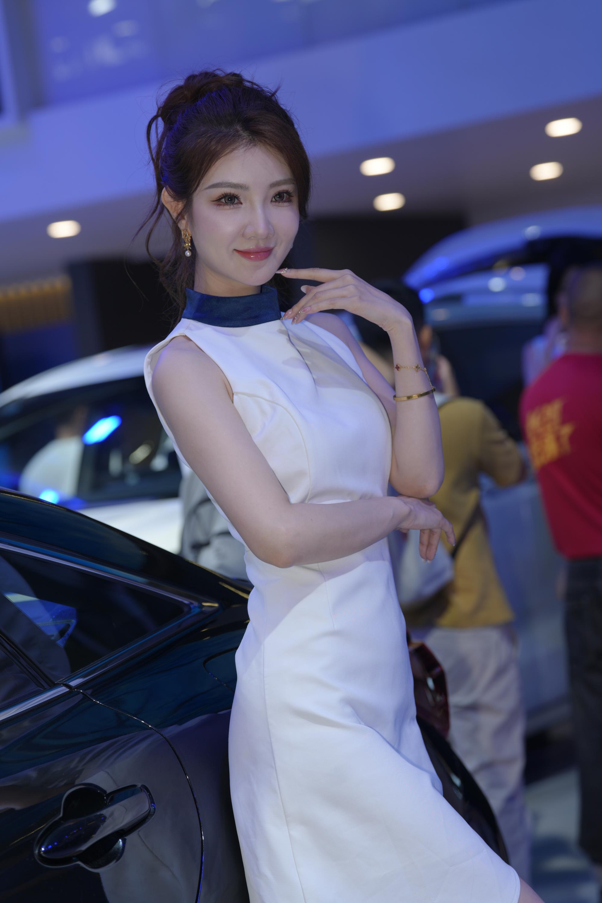 No.10513 白裙大气颖儿wing [45P-712MB]
