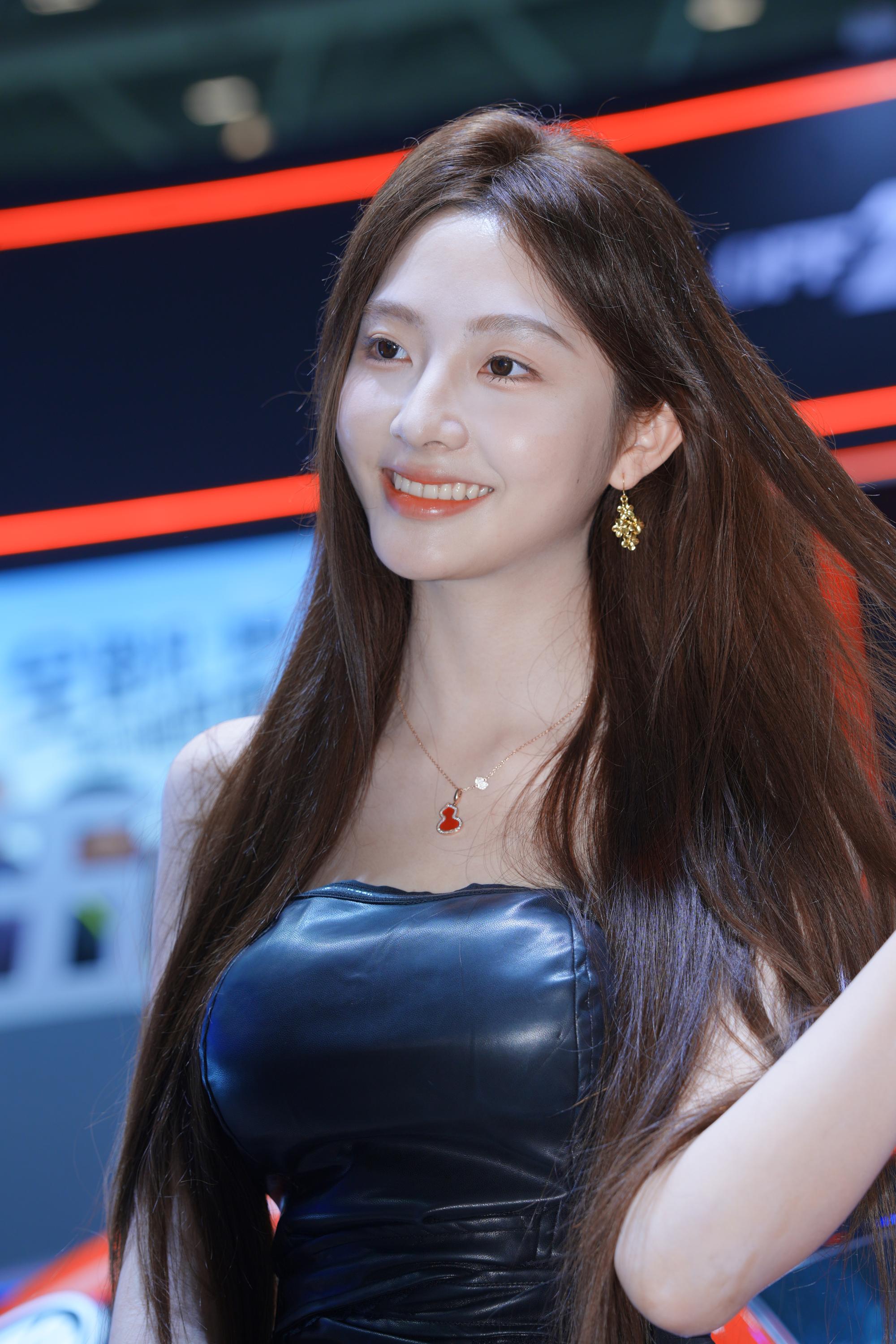 No.10447 黑裙小雨滴 [161P-3.24GB]
