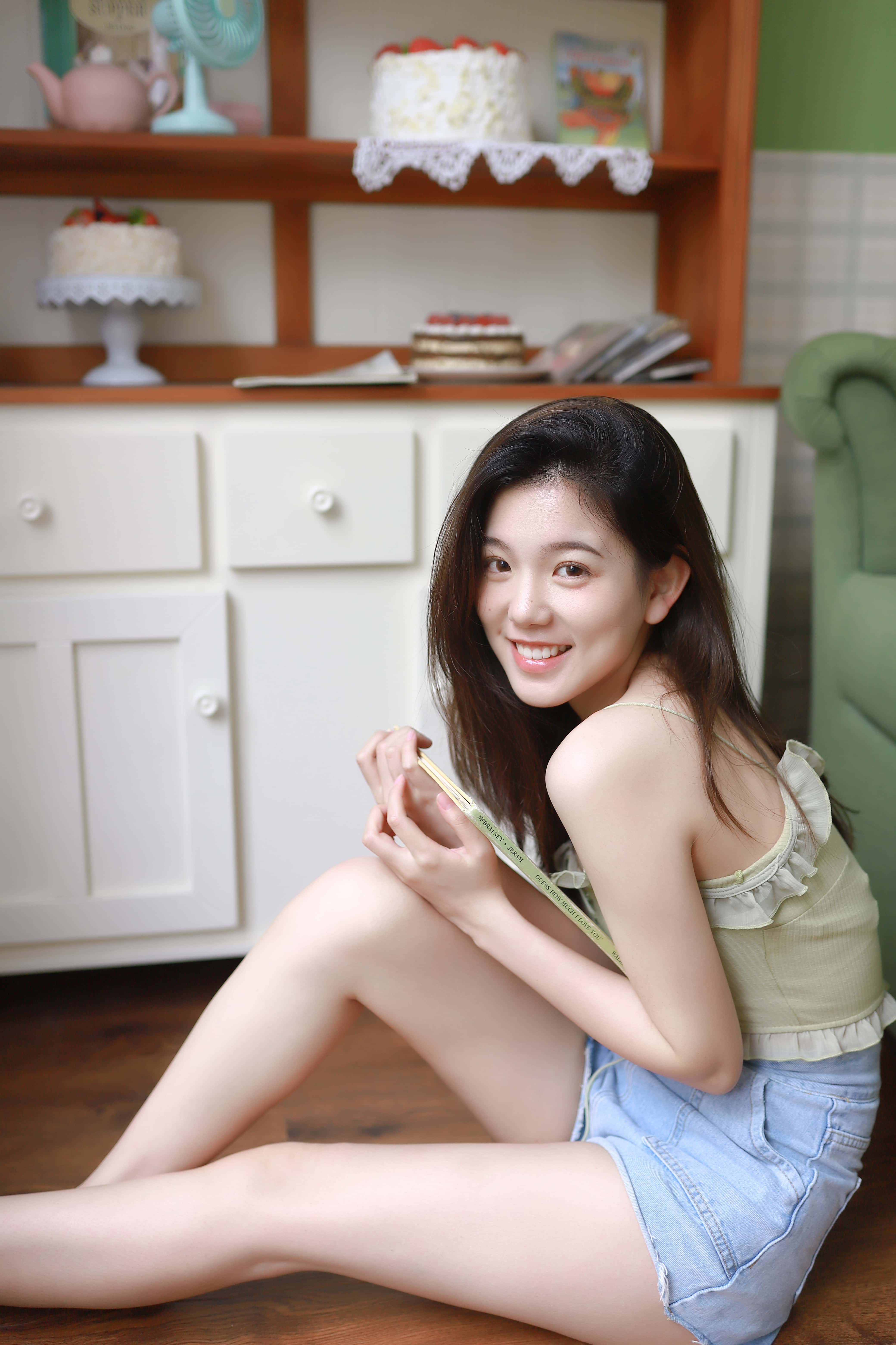 GS-Y0463 温柔贩卖机 炸面比目鱼 [32P-365MB]