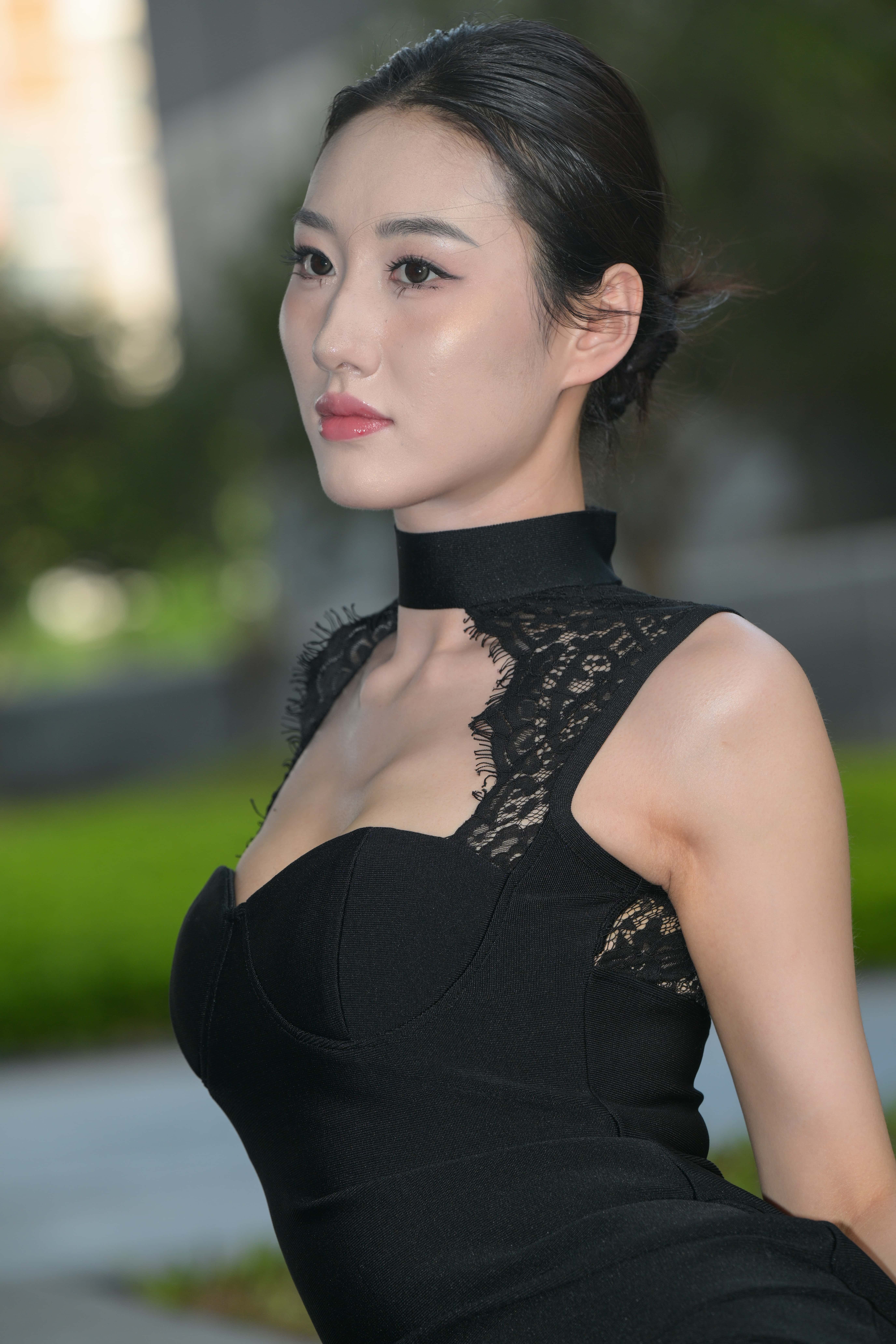 No.10633 气质黑丝黑裙 [120P-3.11GB]