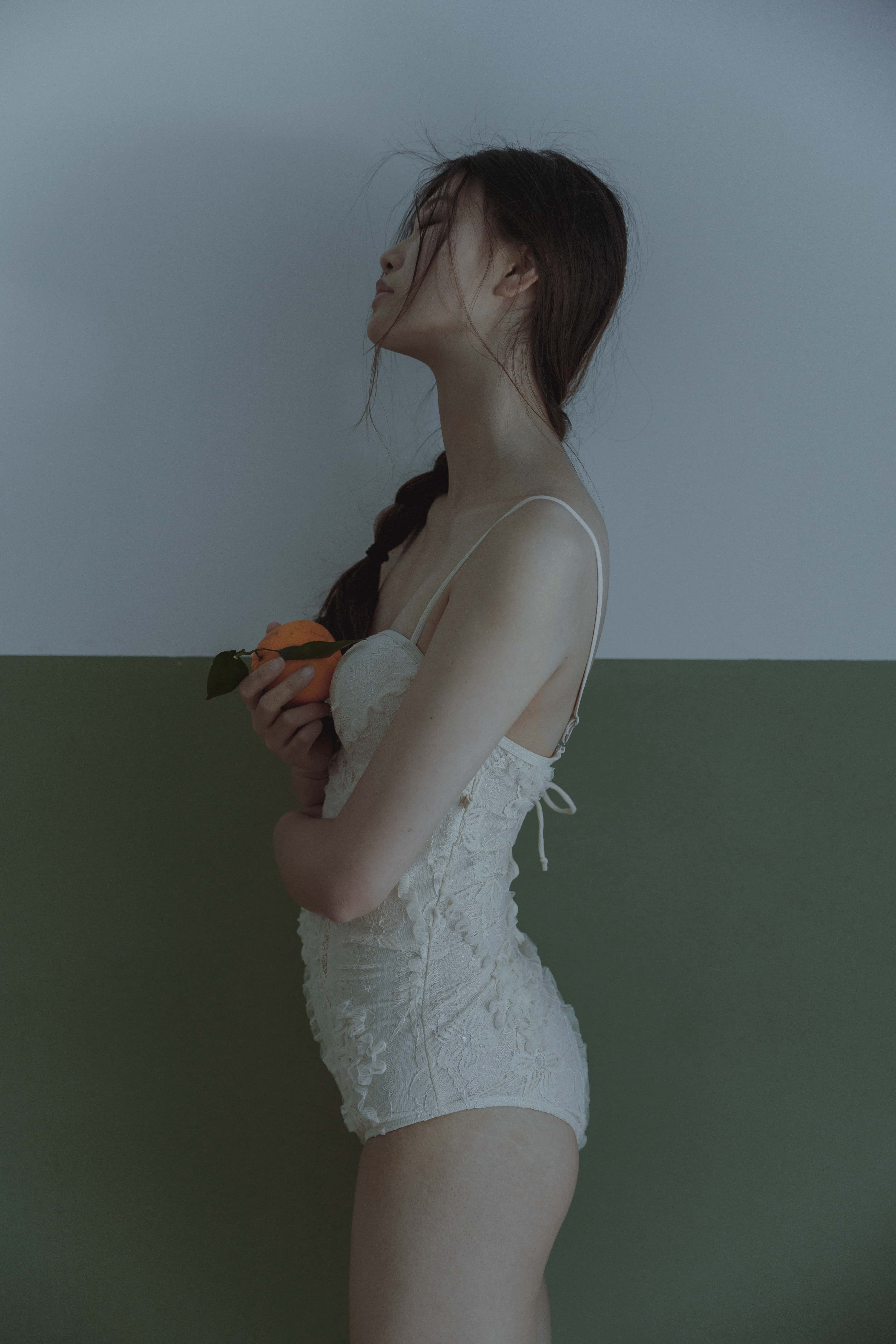 GS-Y0417 橘 摇摇椅 [26P-384MB]