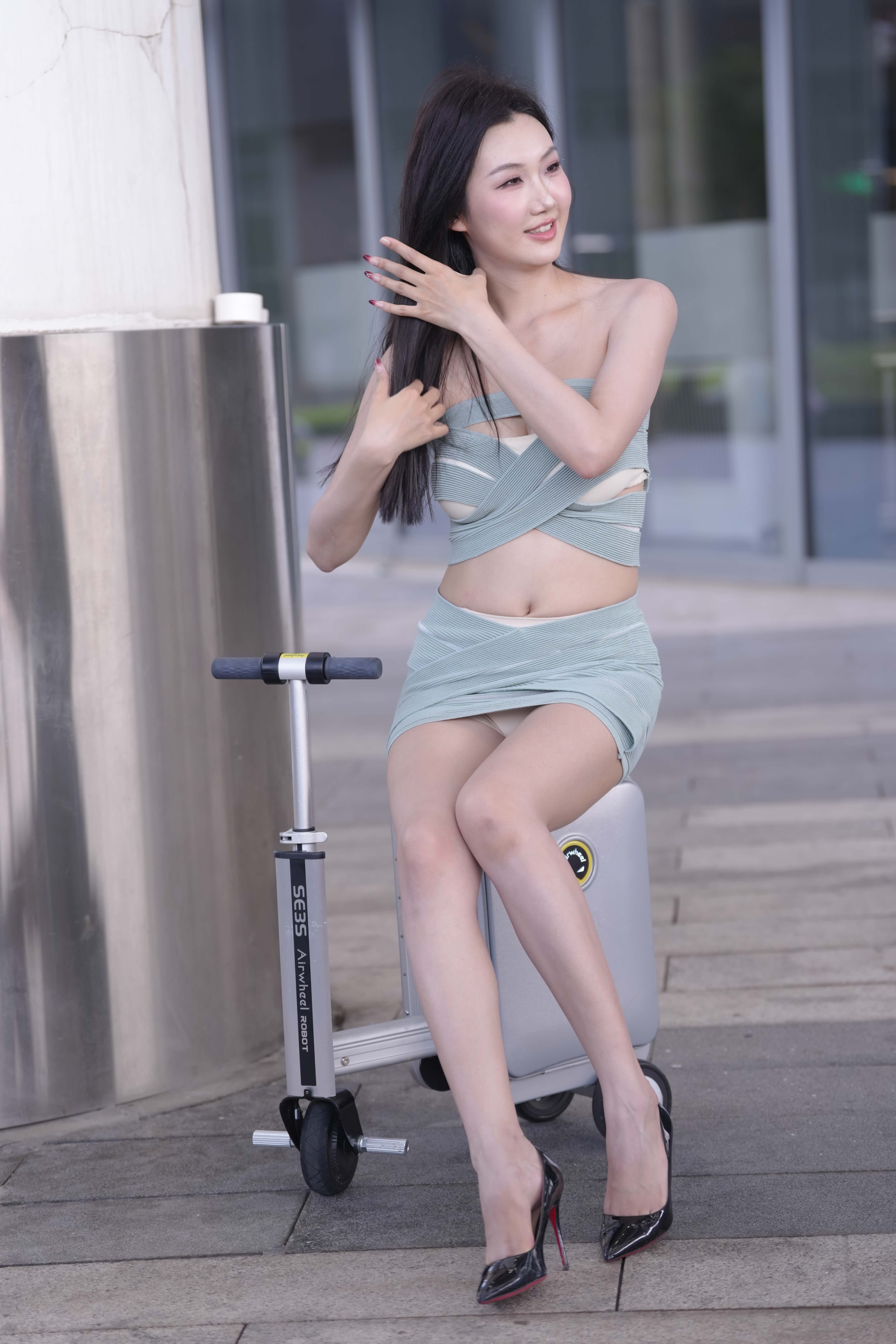 No.10741 风情万种小婷婷 [358P-6.03GB]