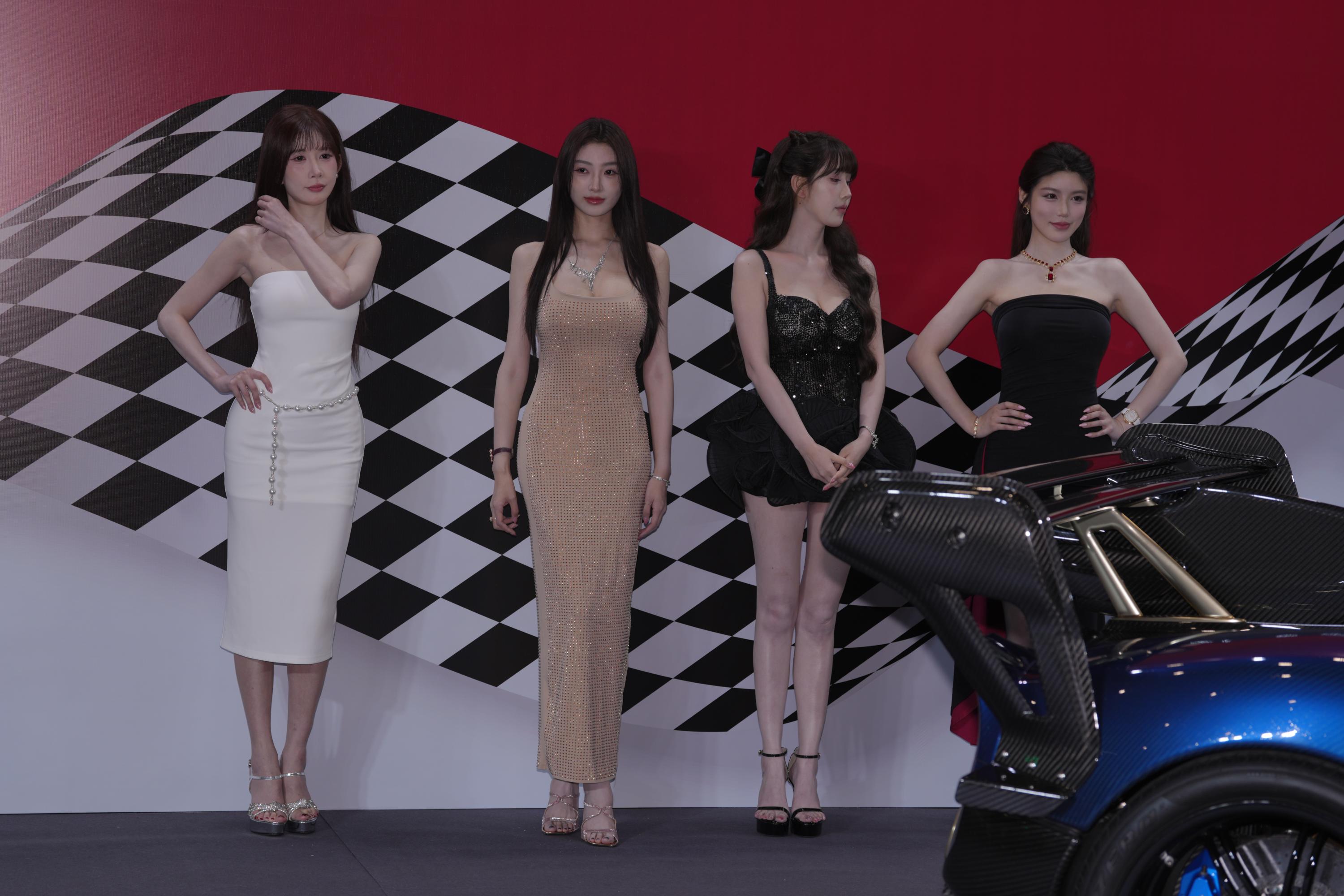 No.10726 神车馆 [163P-2.54GB]