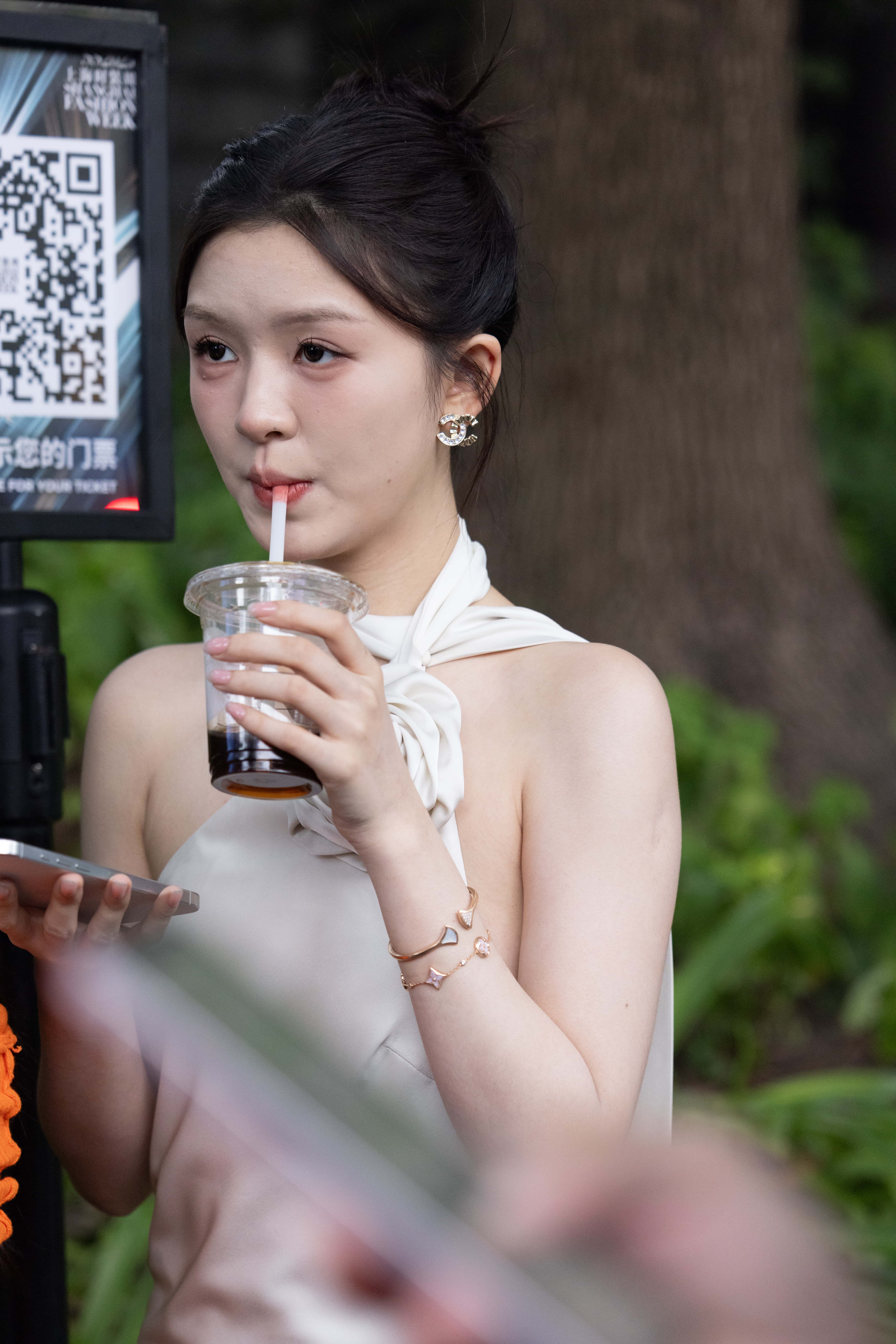 No.10763 允恩女神白裙 [117P-2.13GB]