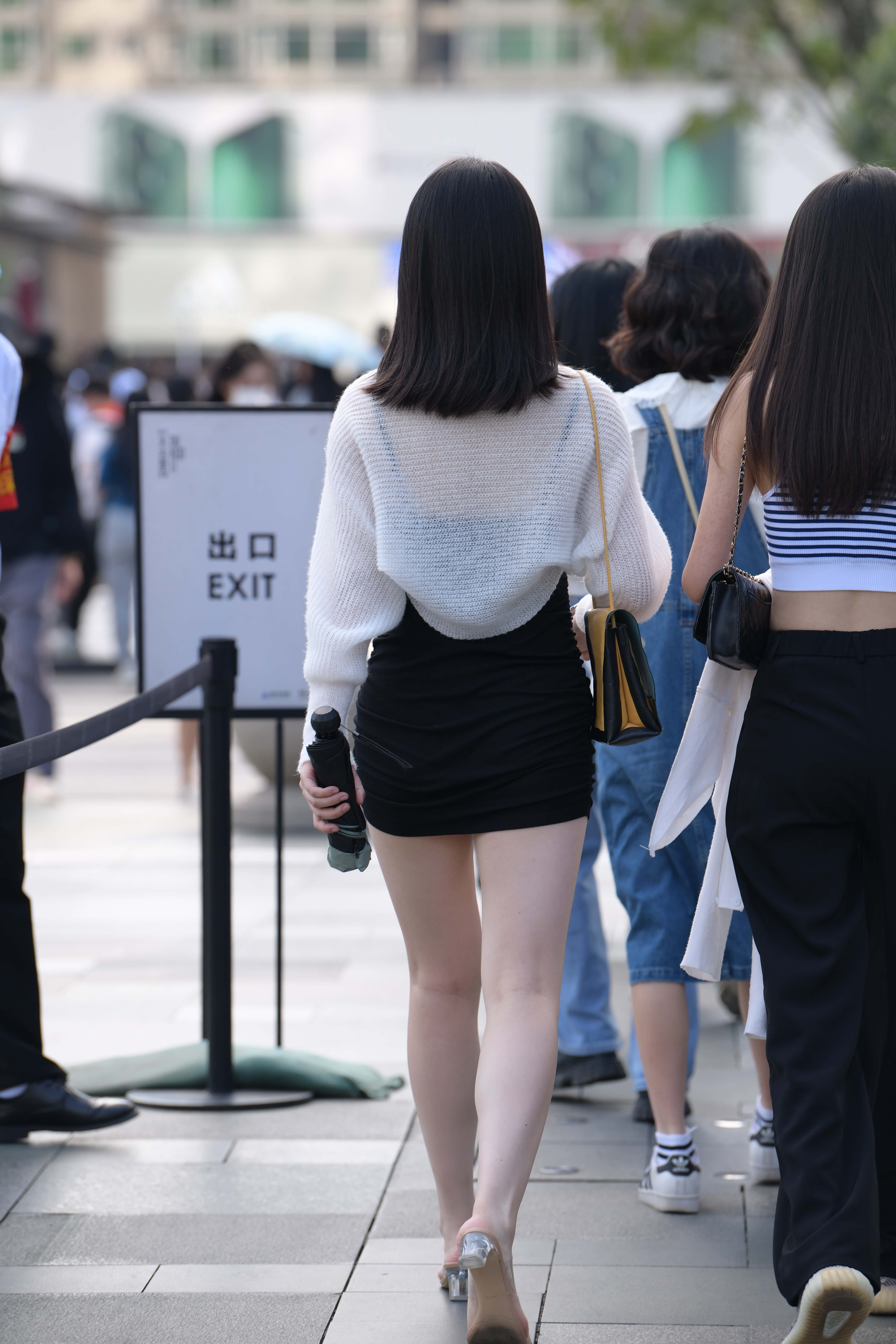 GS-X1219 街拍黑色裙白皙气质小仙女 【101P 2.13G】