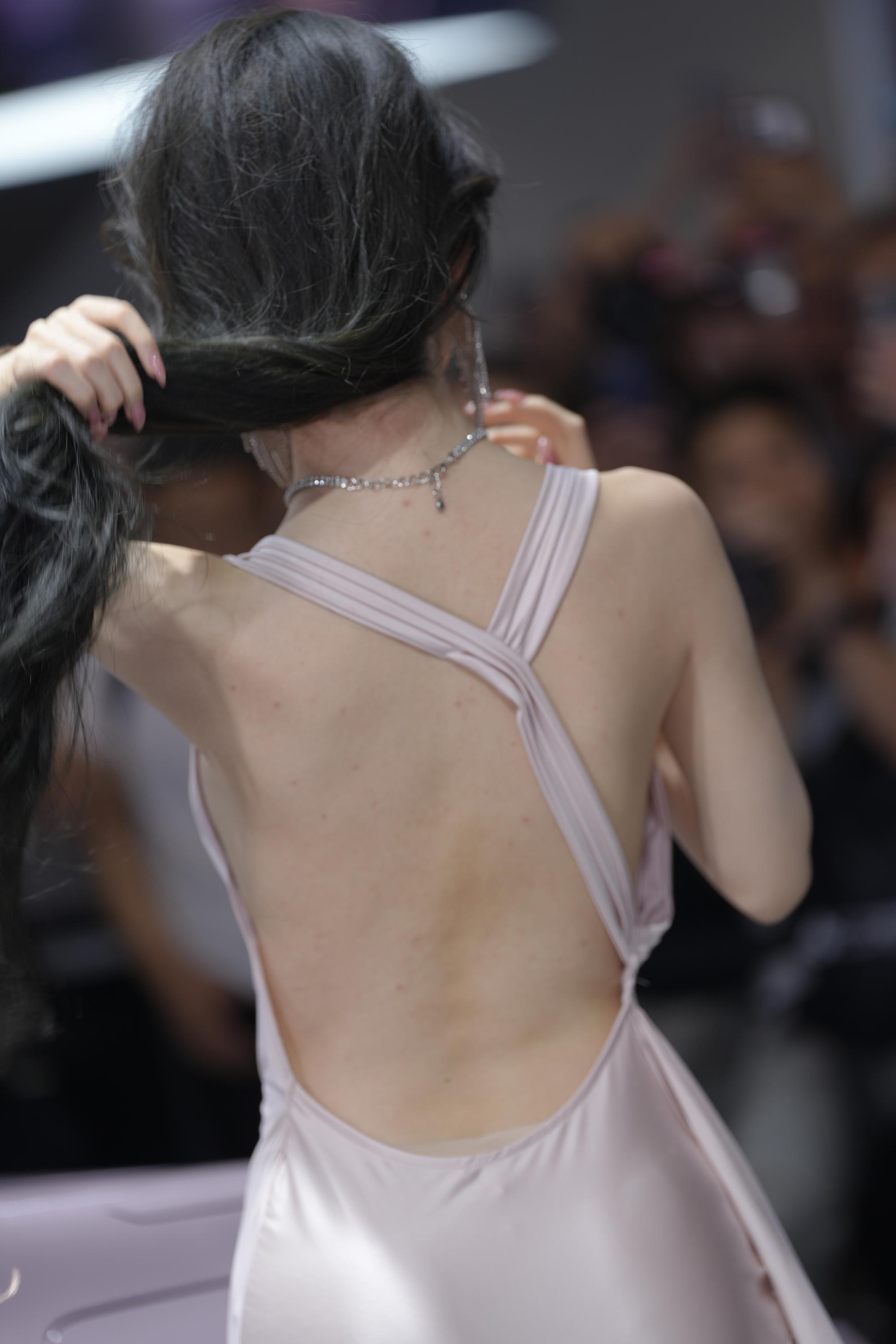 No.10679 车展长裙BB酱 [204P2V-3.99GB]