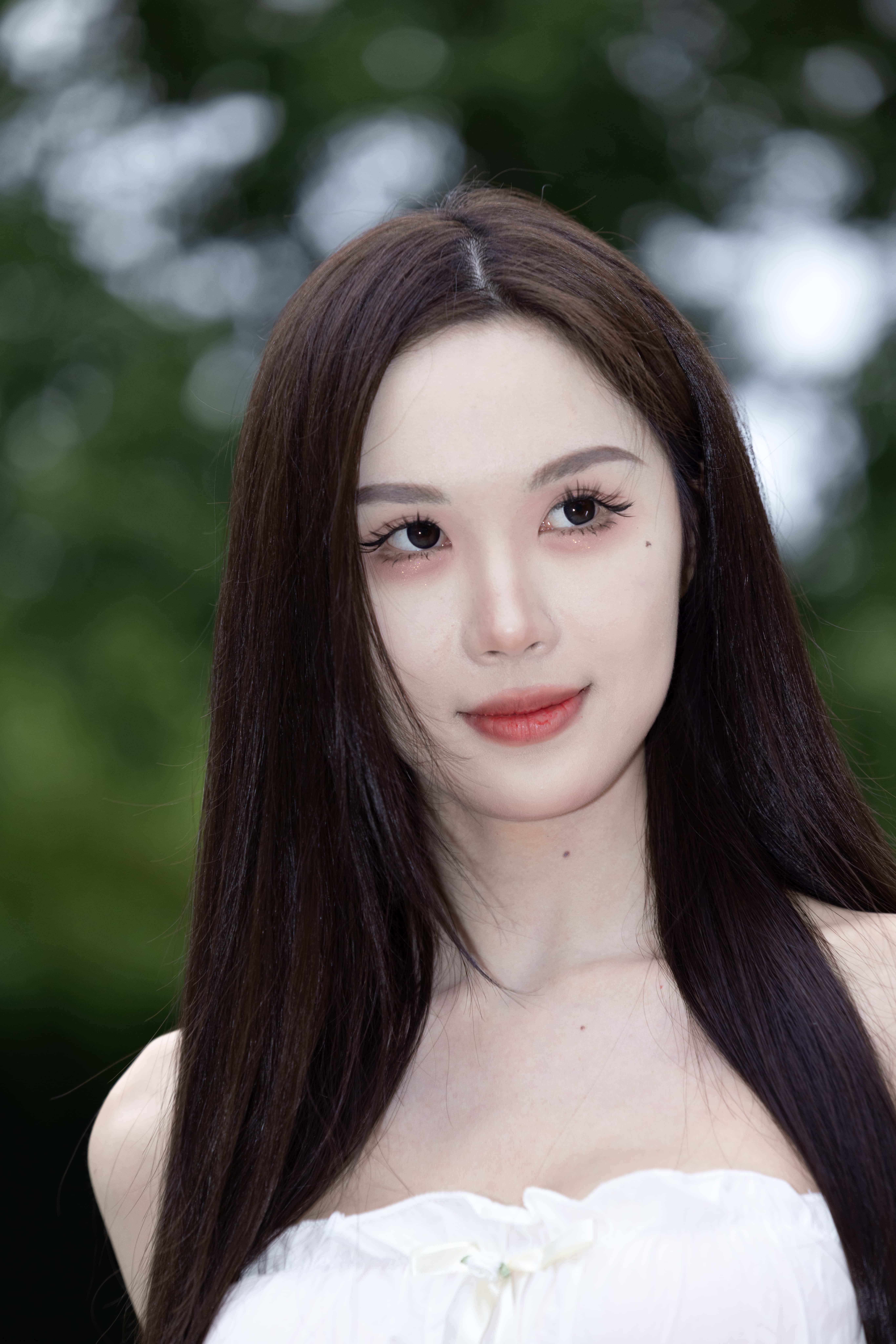 GS-X1205  生日派对-最爱的逆天长腿女神弯弯弯  【405P  8.28G】