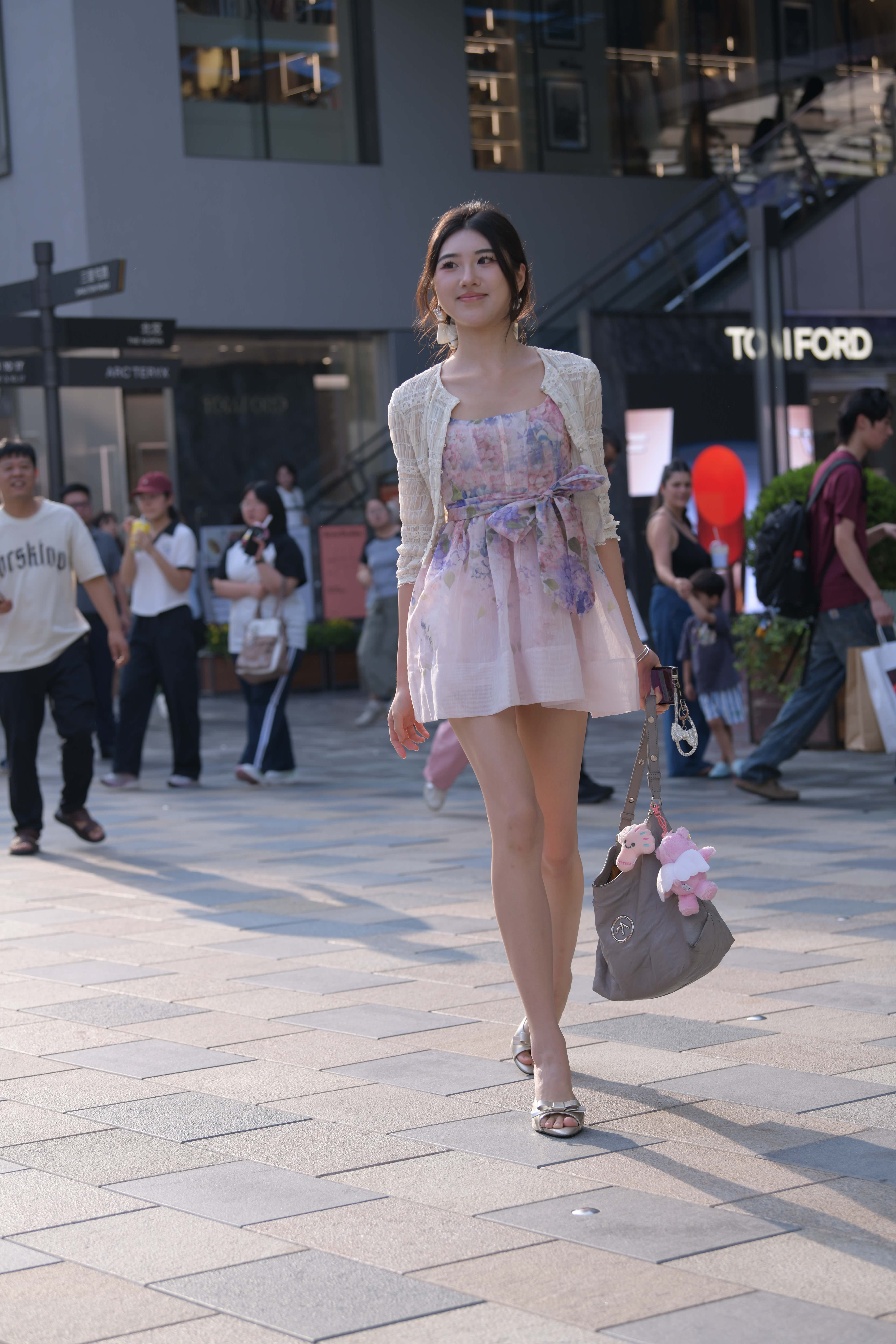 GS-X1204 长腿美女 【181P 3.81G】