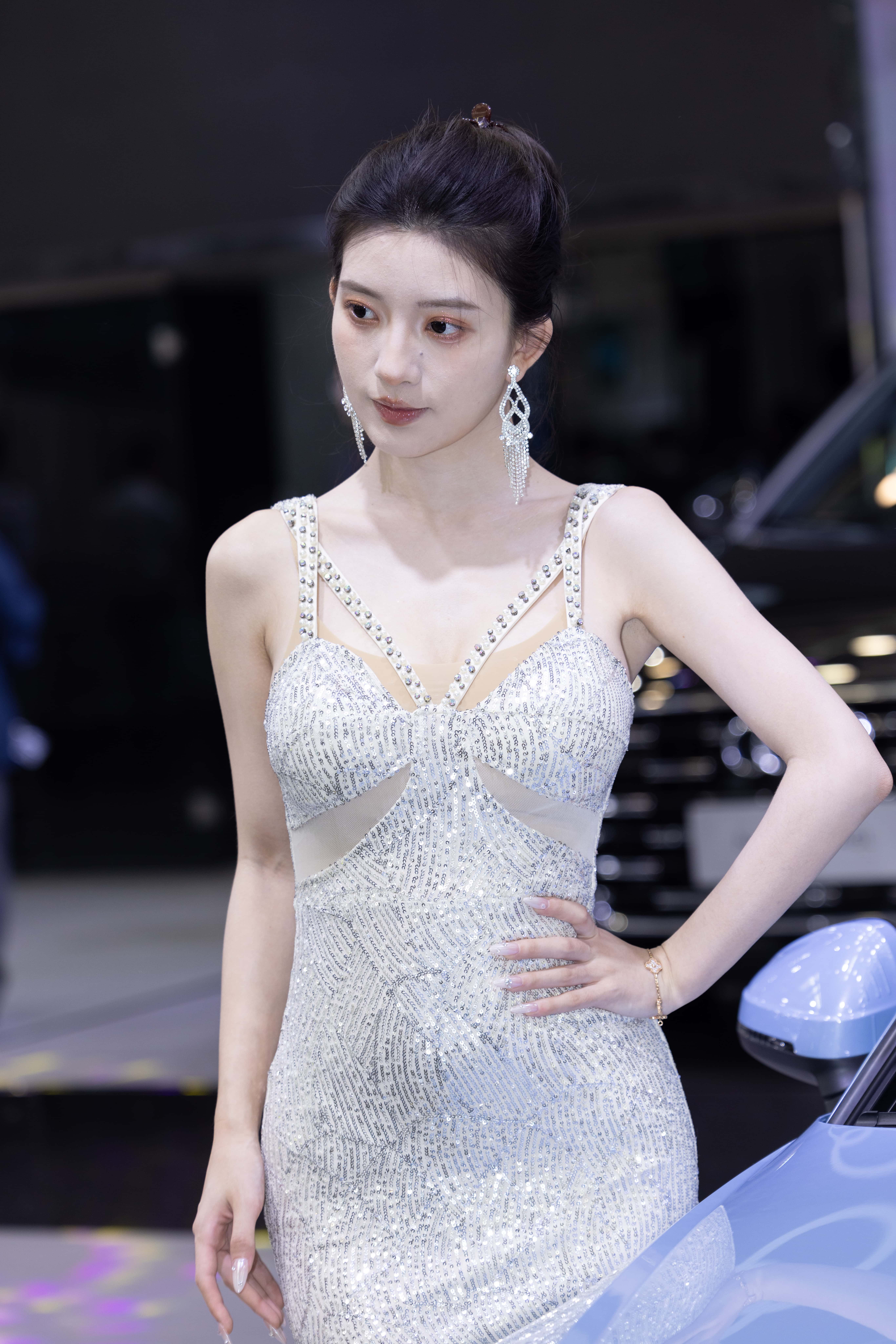 No.10699 苏州车展网红BB酱 [156P-1.51GB]