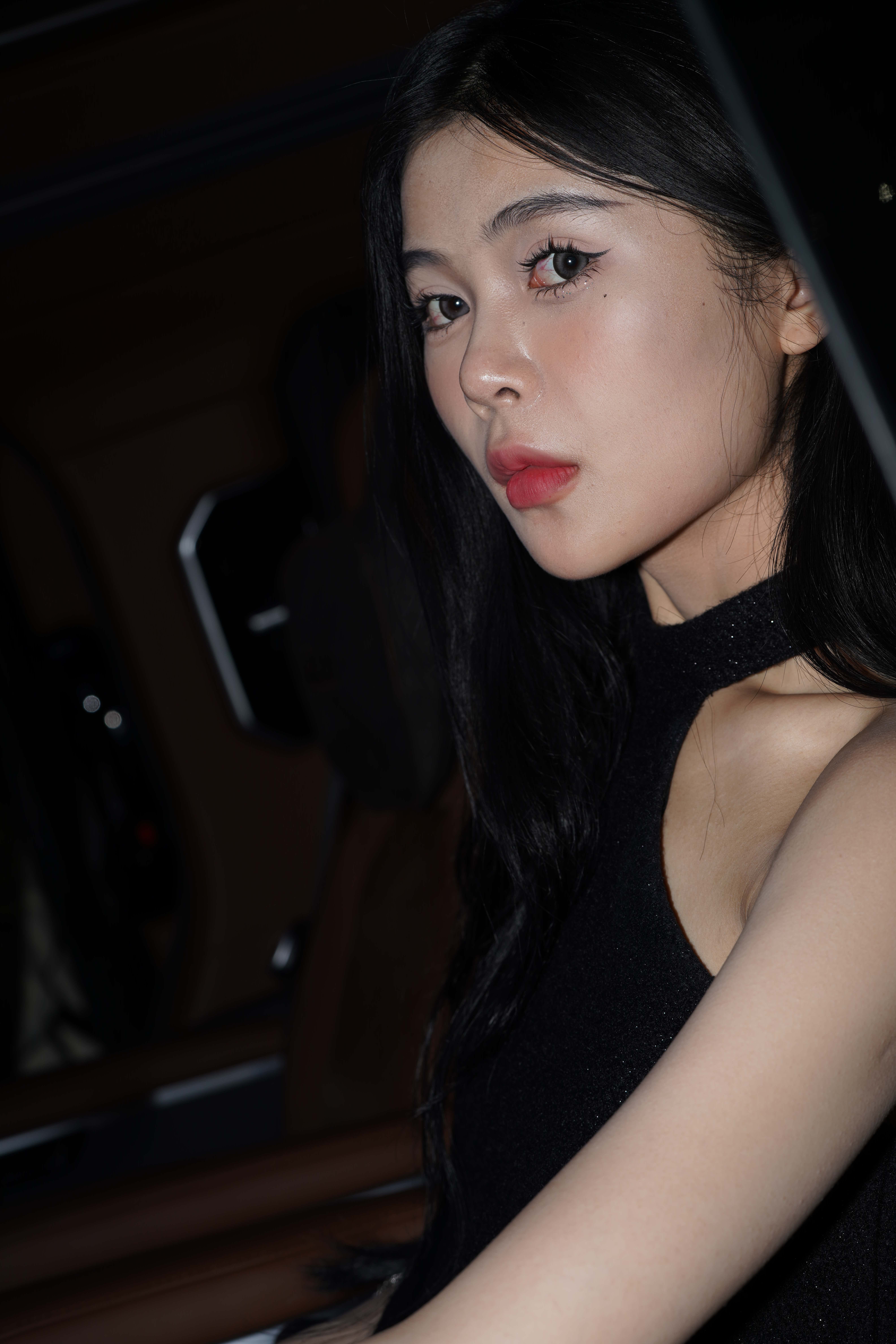 No.10843 黑色短裙好多李 [84P-2.30GB]