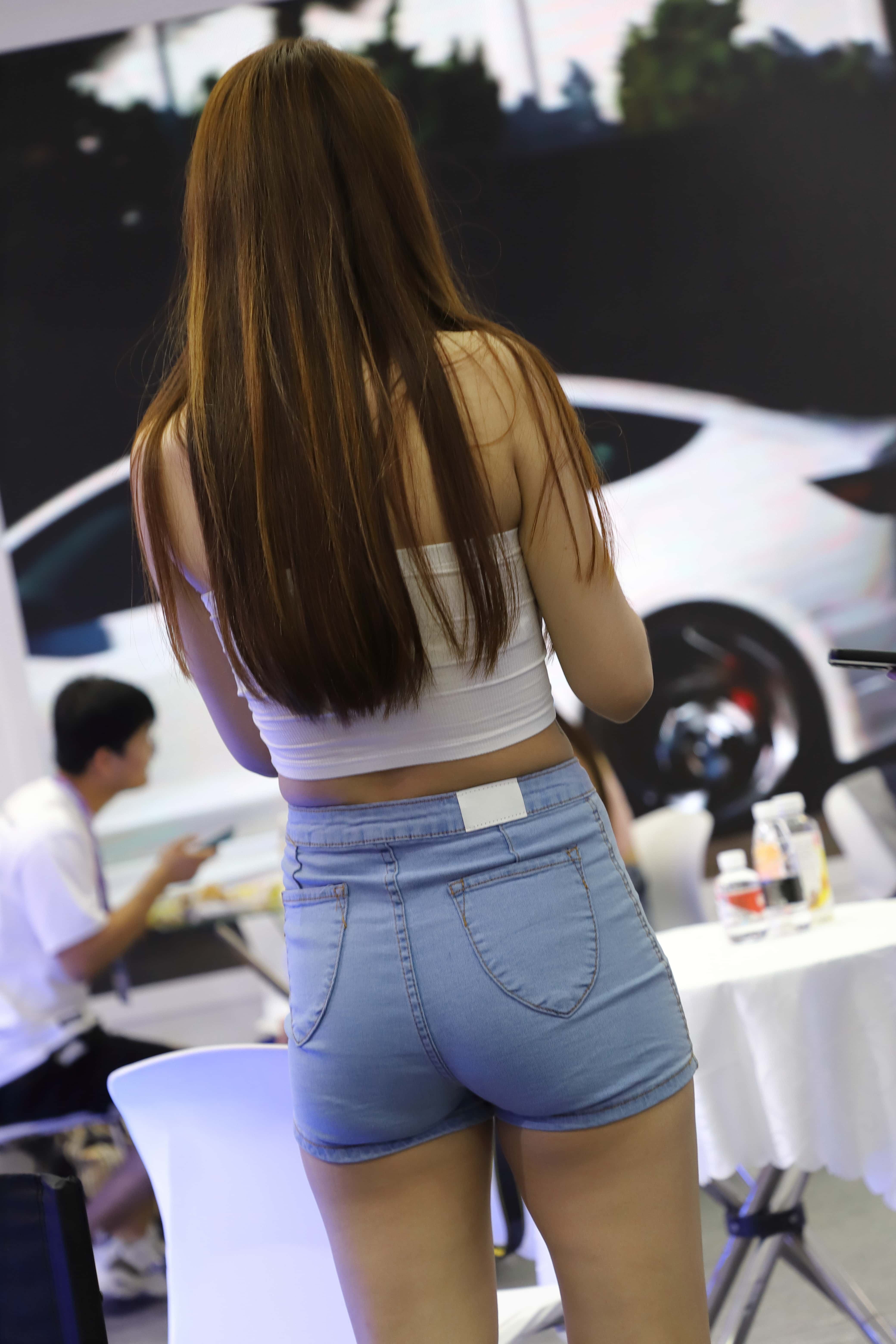 GS-X1272  白色抹胸牛仔短裤 【62P  925M】