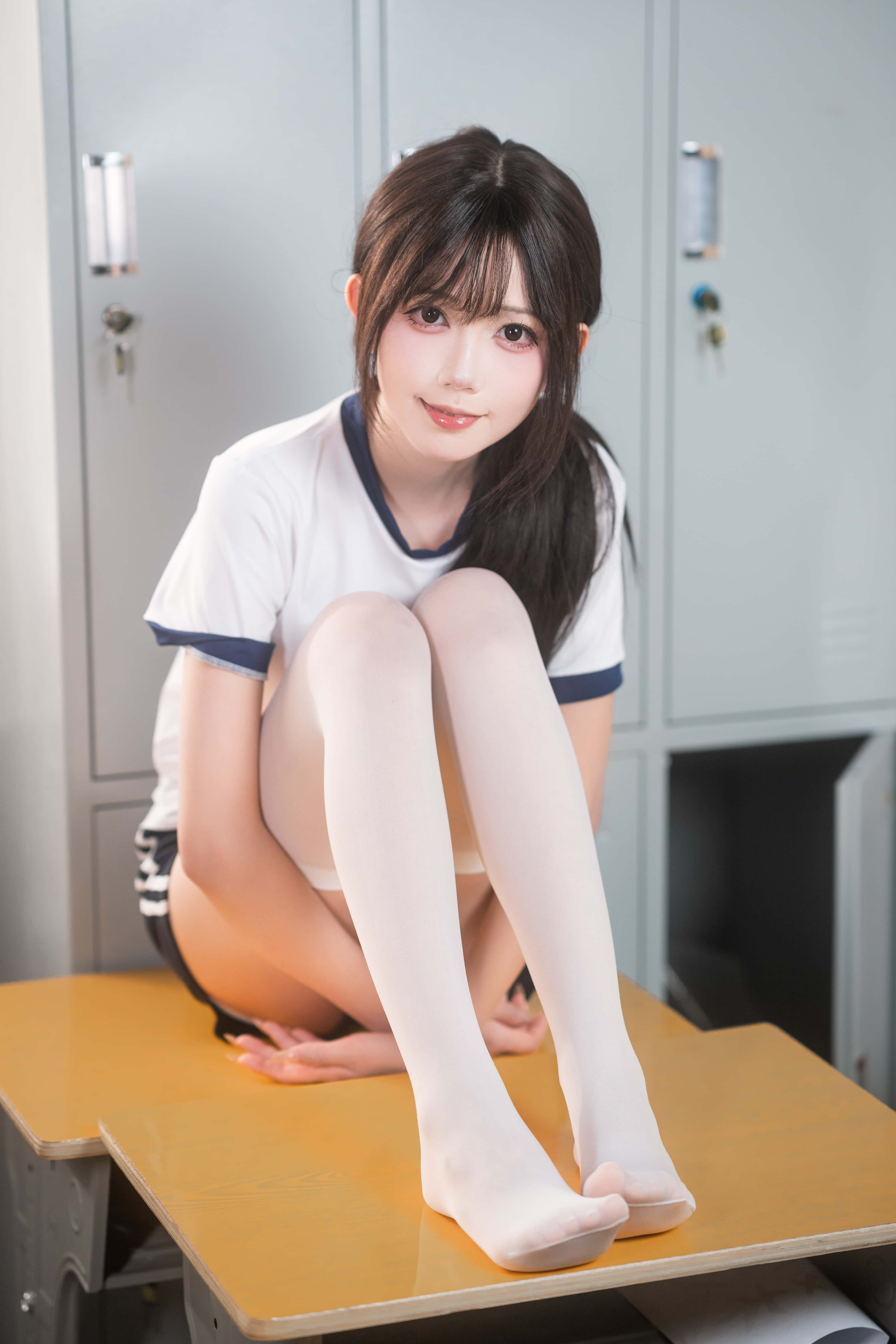 GS-Y0529 体操服少女 万万鯊 [22P-221MB]