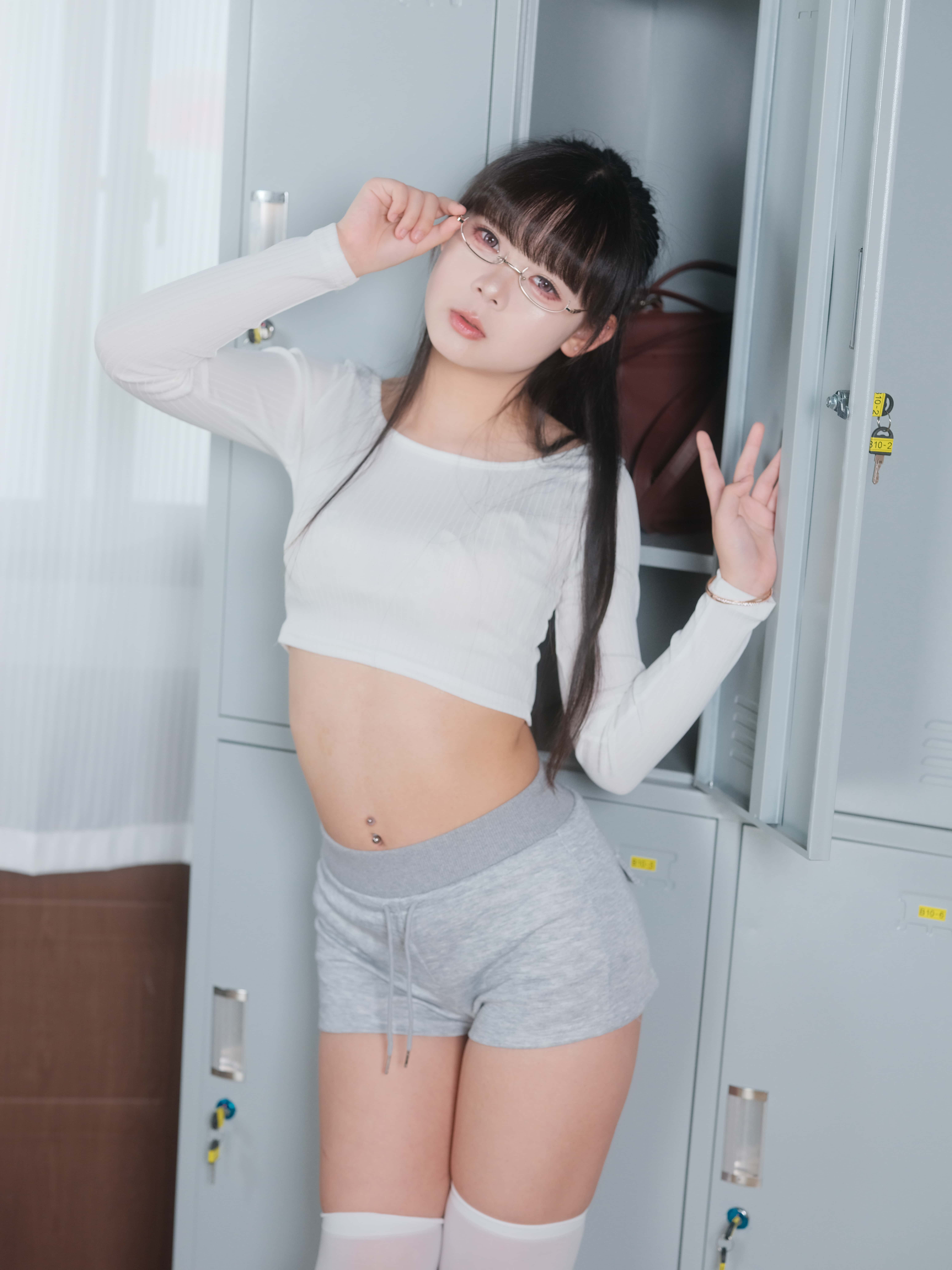 GS-Y0535 运动服女老师 呱呱大帝 [27P-754MB]