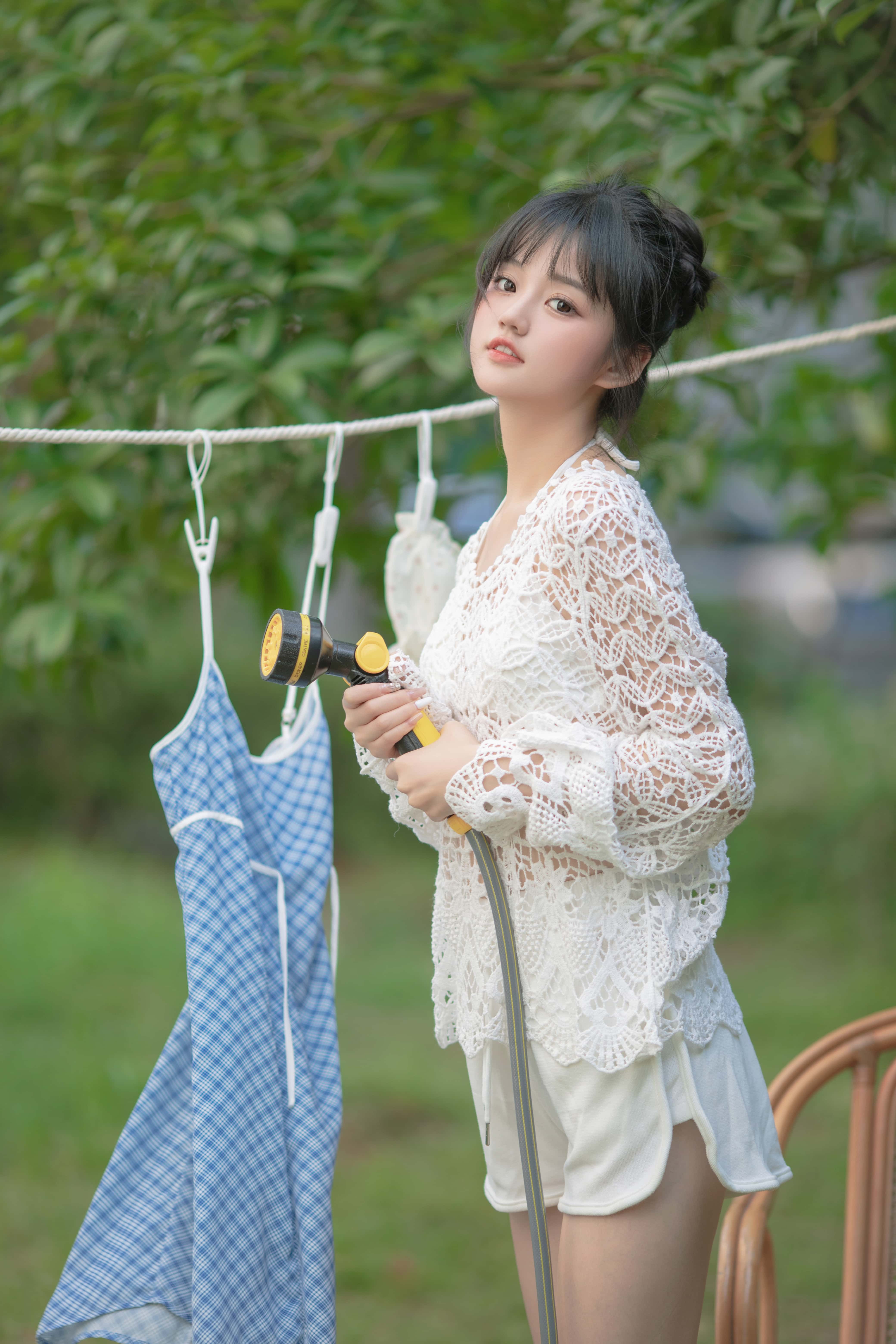 GS-Y0590 夏天的风 白昼出走 [28P-364MB]