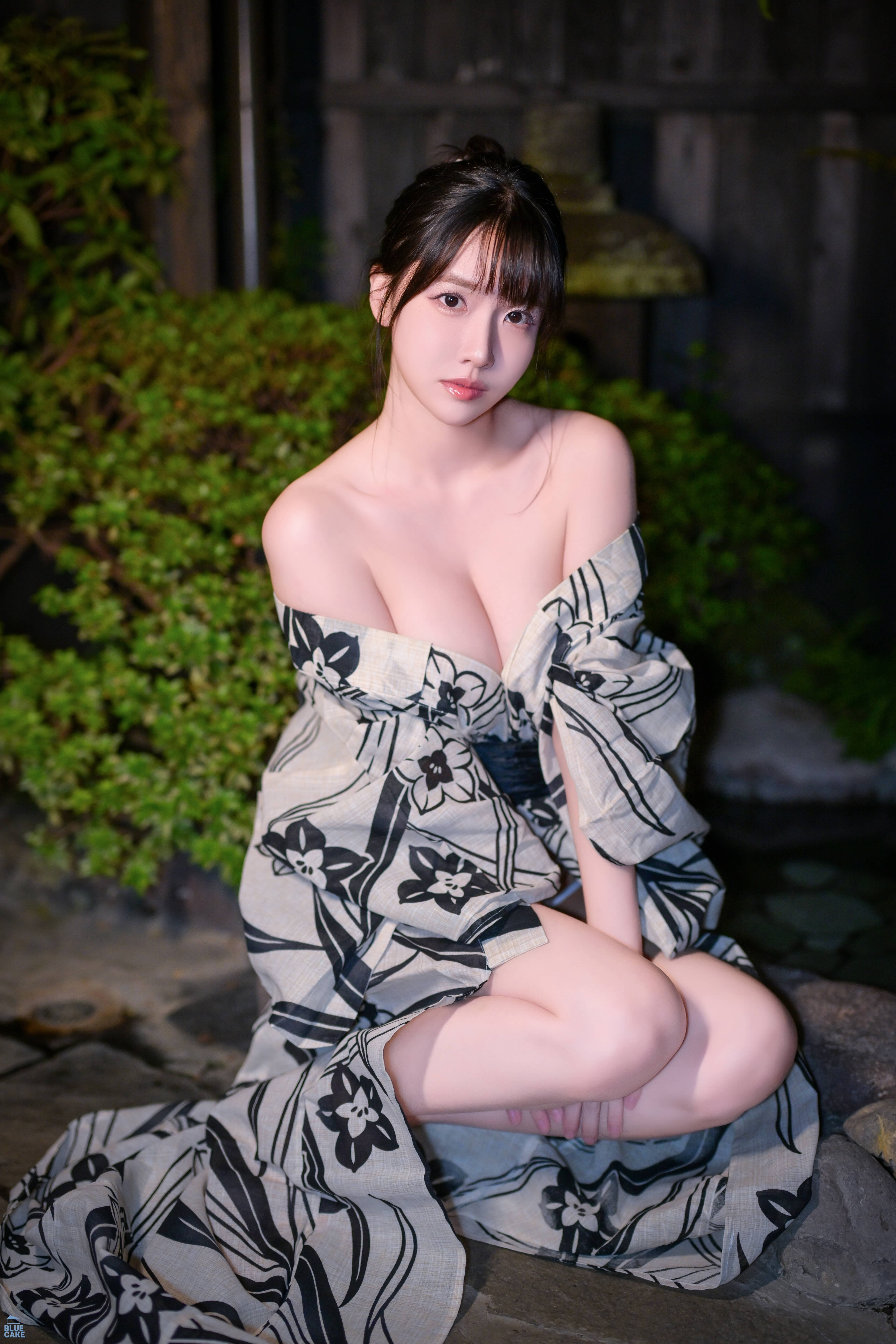 [BLUECAKE] Ahrin - KIMONO [385P2V-9.62GB]