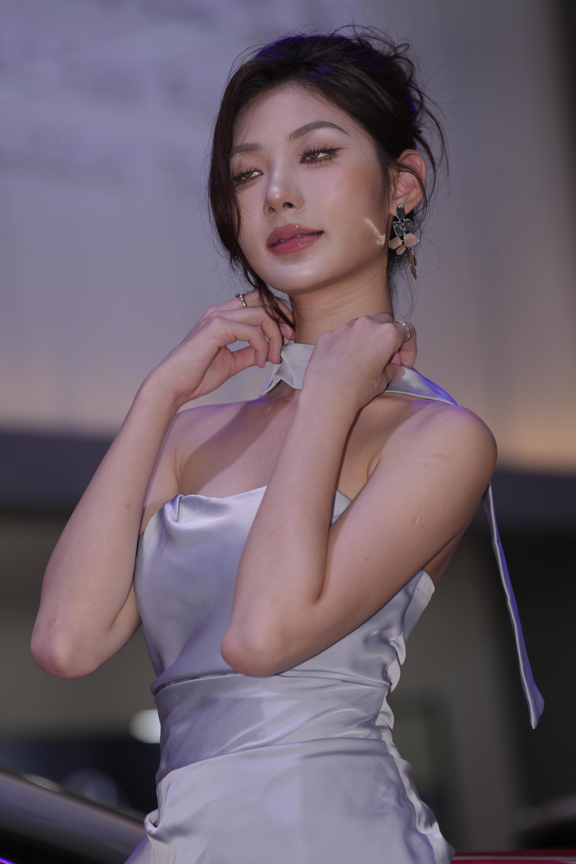 No.10973 长裙呱呱 [114P-1.63GB]
