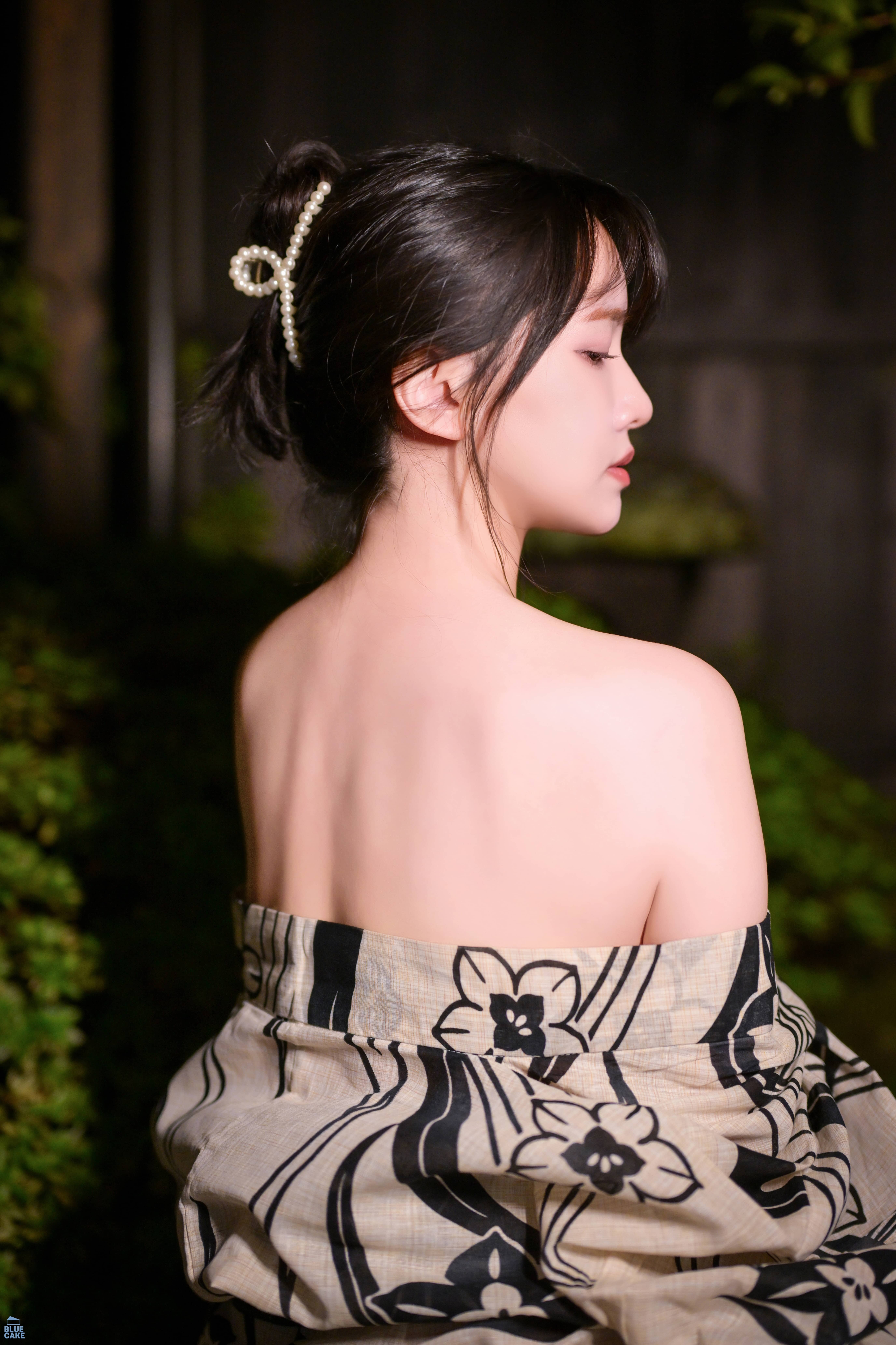 [BLUECAKE] Ahrin - KIMONO [385P2V-9.62GB]