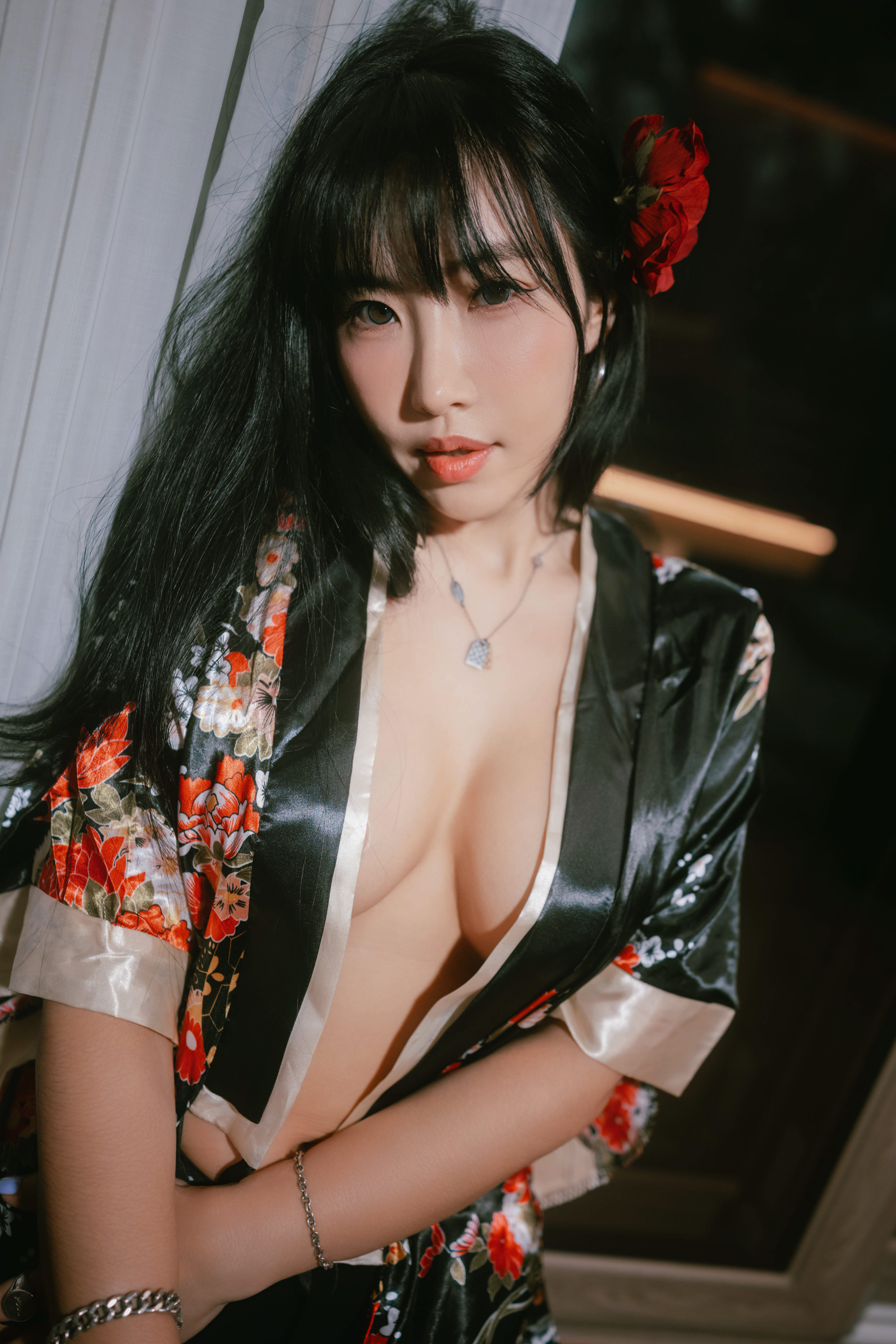 Sua - Ryokan, Yukata [52P4V-1.84GB]
